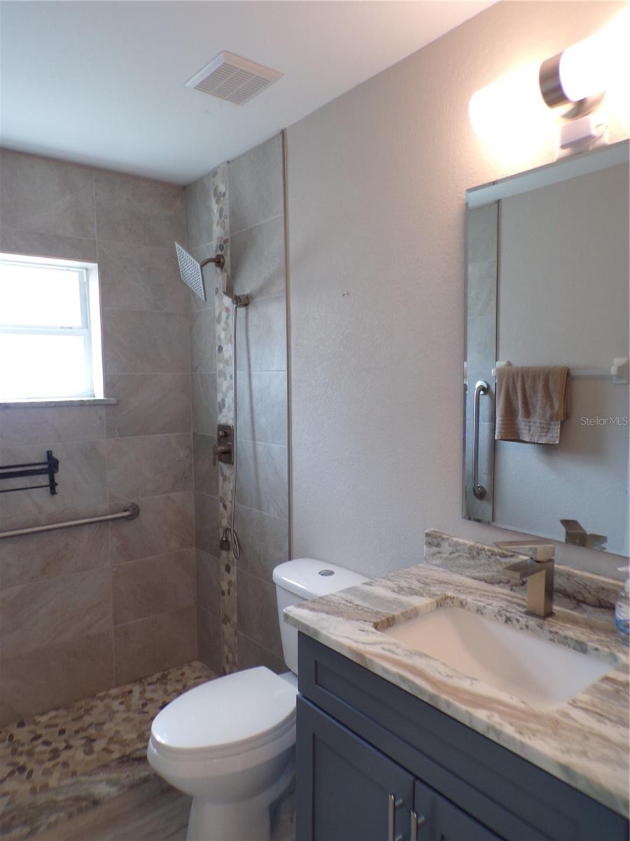 Image 29 of 41 For 4942 Ariton Road