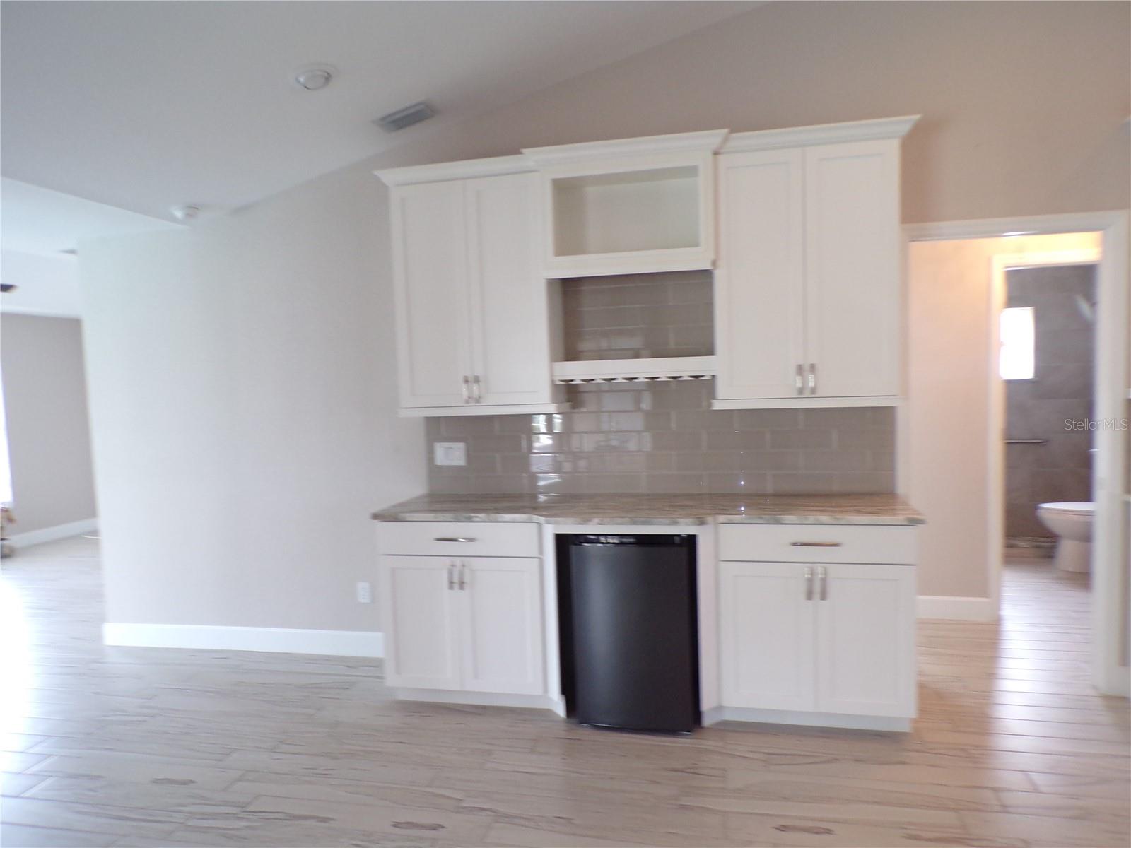 Image 36 of 41 For 4942 Ariton Road