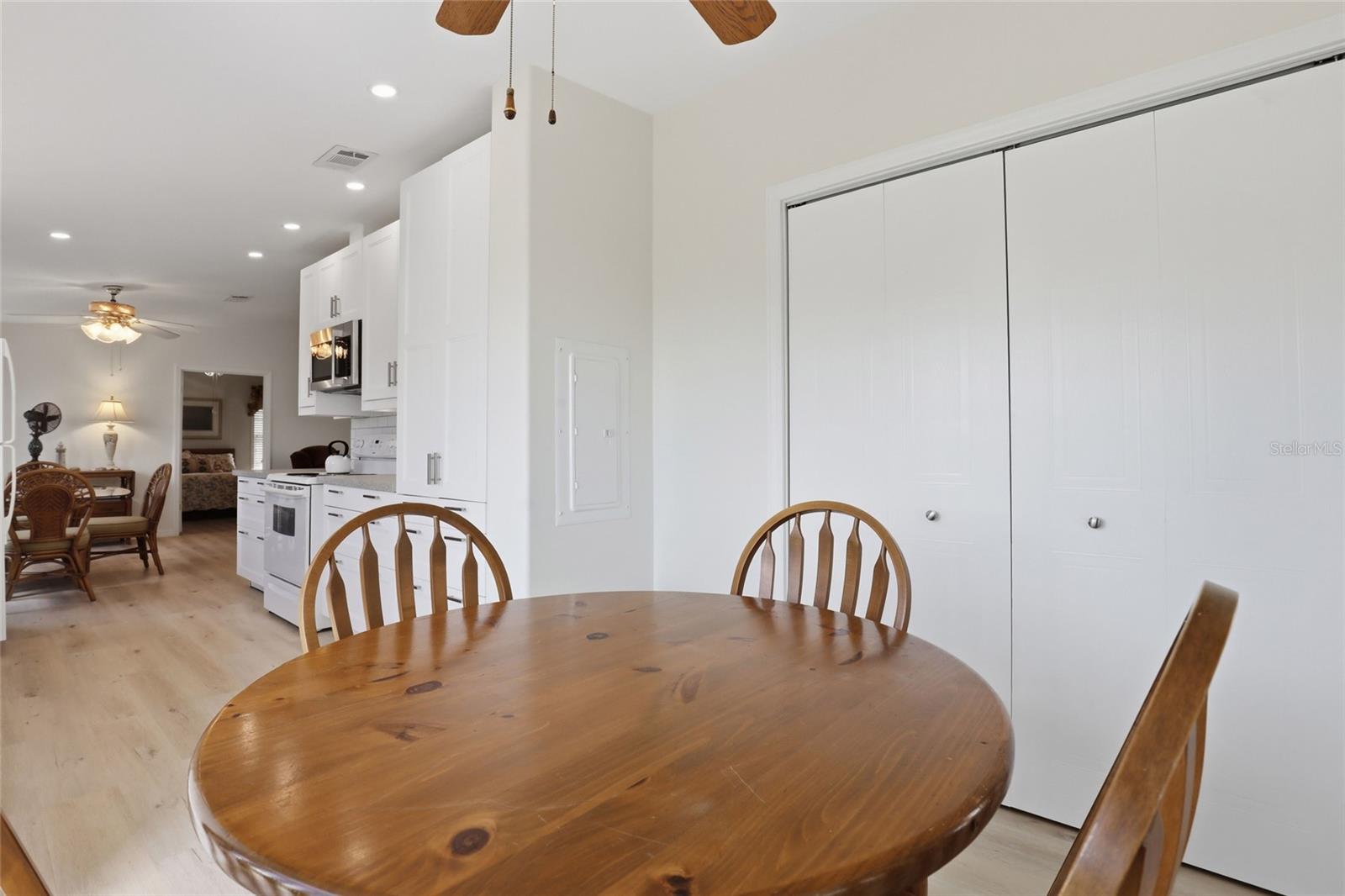 Image 15 of 41 For 29228 Edgewood Street