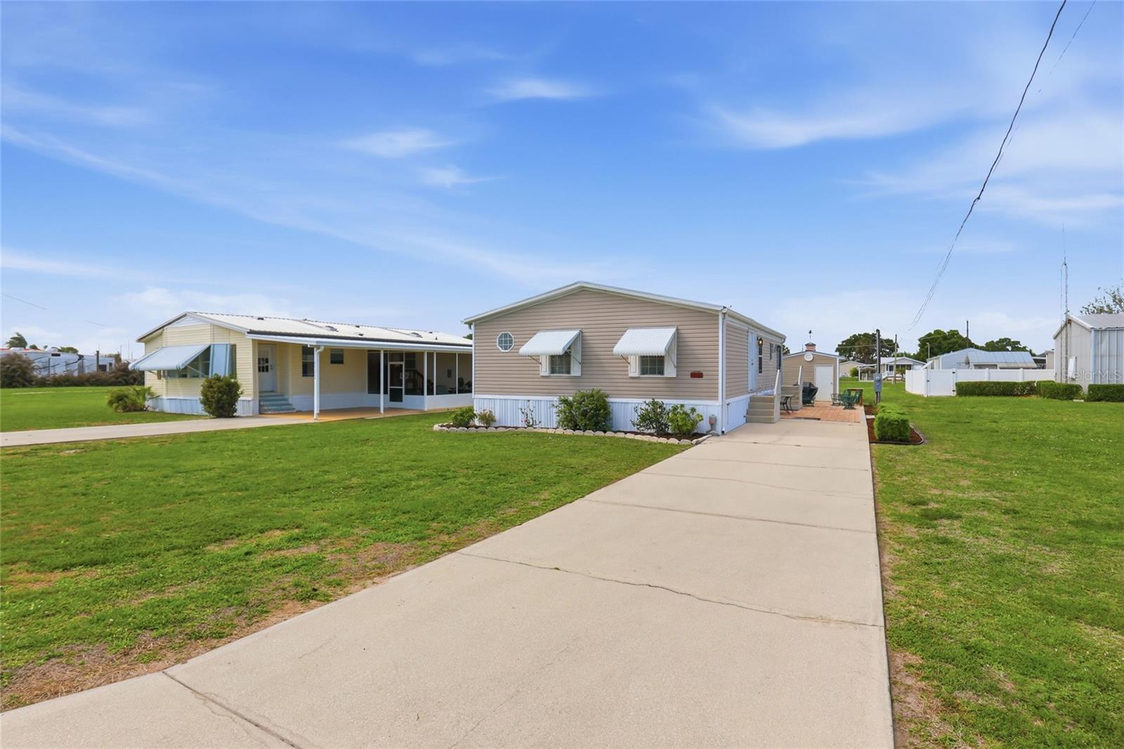 Image 3 of 41 For 29228 Edgewood Street