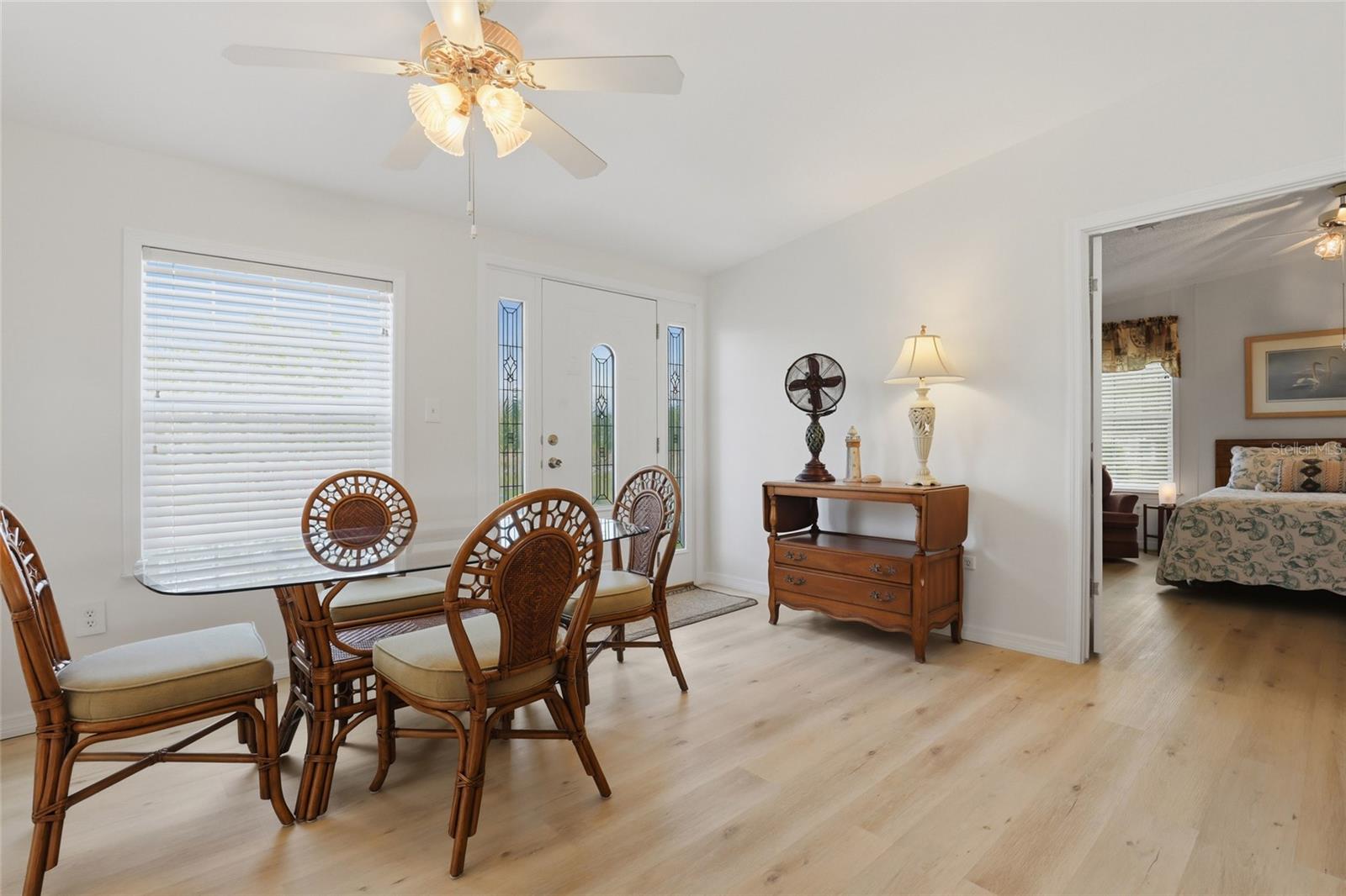 Image 5 of 41 For 29228 Edgewood Street