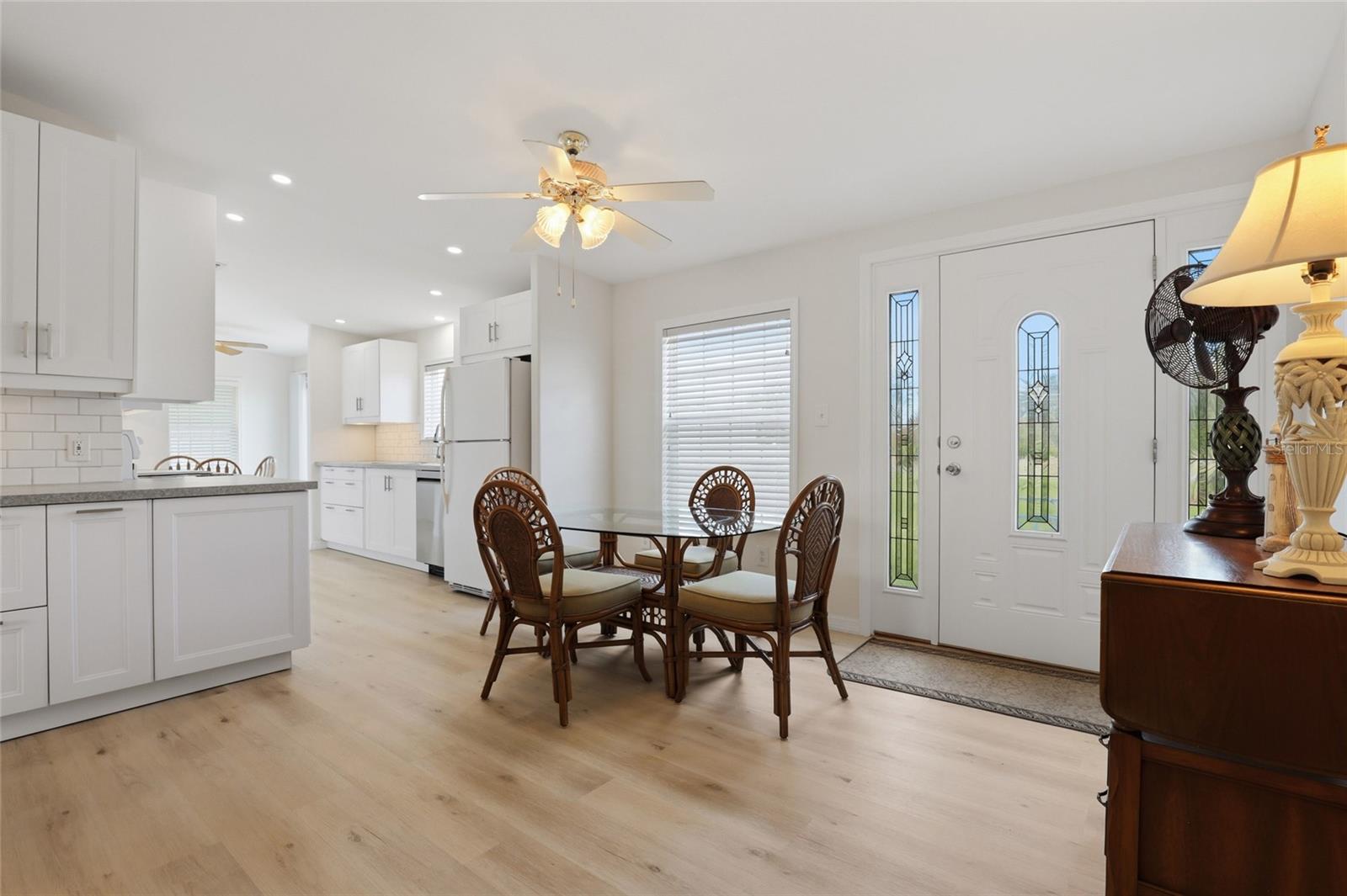 Image 6 of 41 For 29228 Edgewood Street