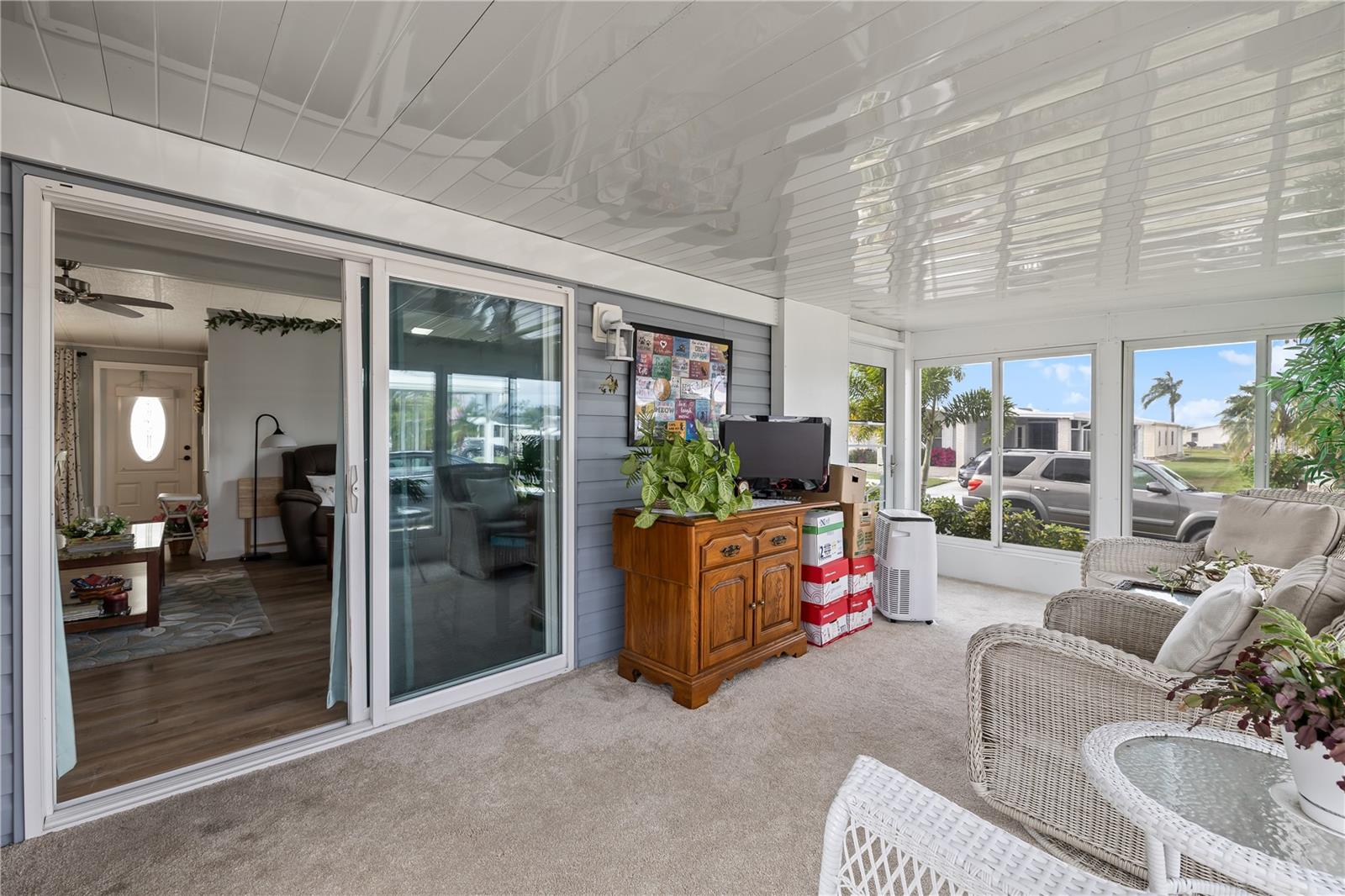 Image 11 of 27 For 809 Villa Del Sol Drive