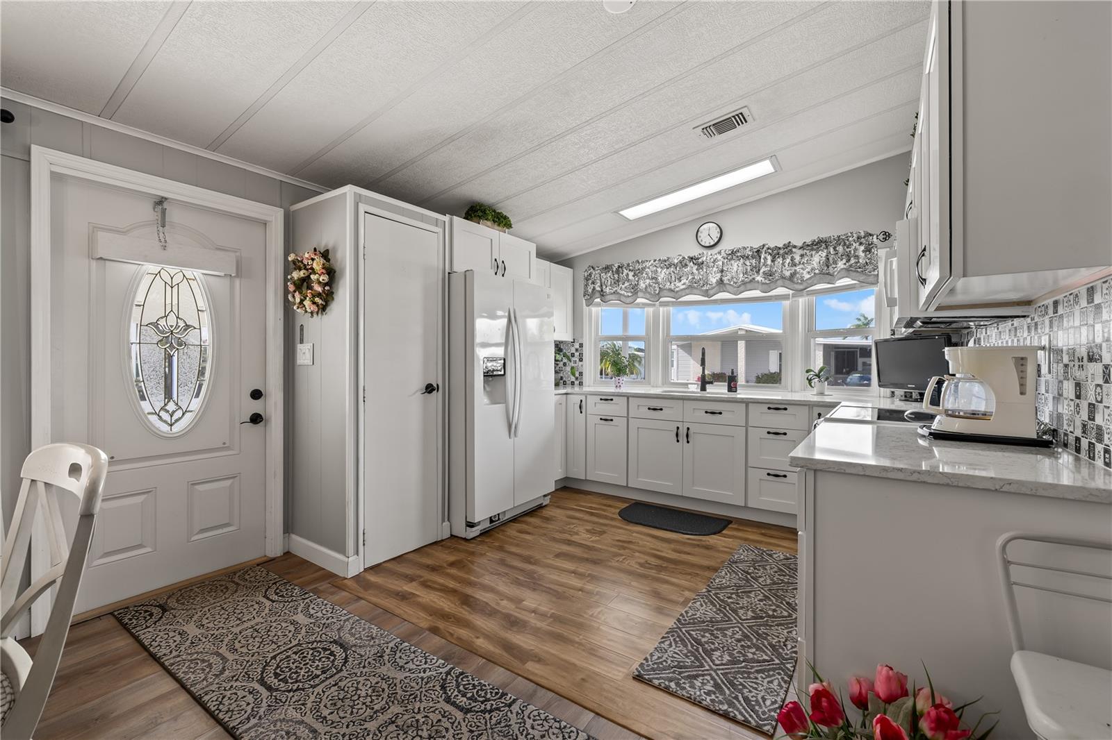 Image 2 of 27 For 809 Villa Del Sol Drive