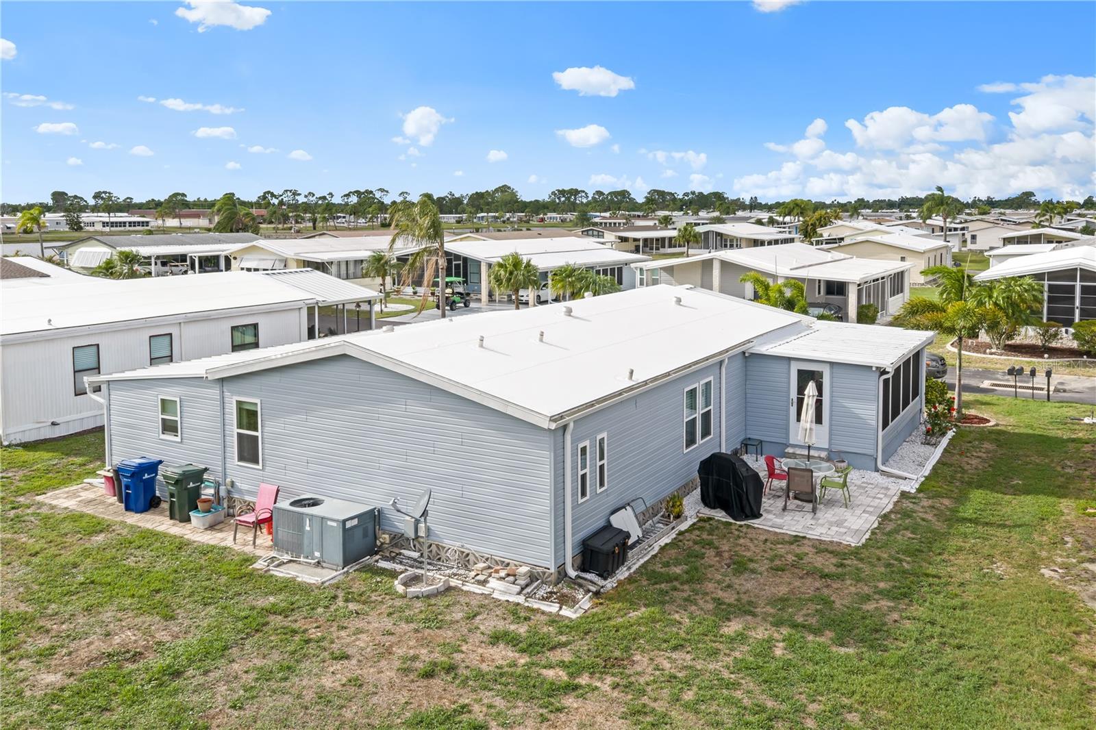 Image 24 of 27 For 809 Villa Del Sol Drive