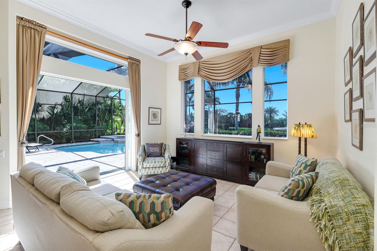 Image 14 of 55 For 2022 El Dorado Parkway W