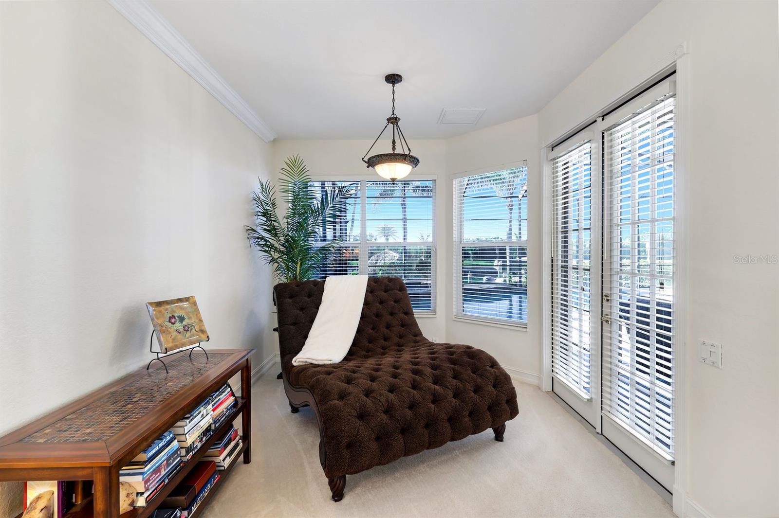 Image 26 of 55 For 2022 El Dorado Parkway W