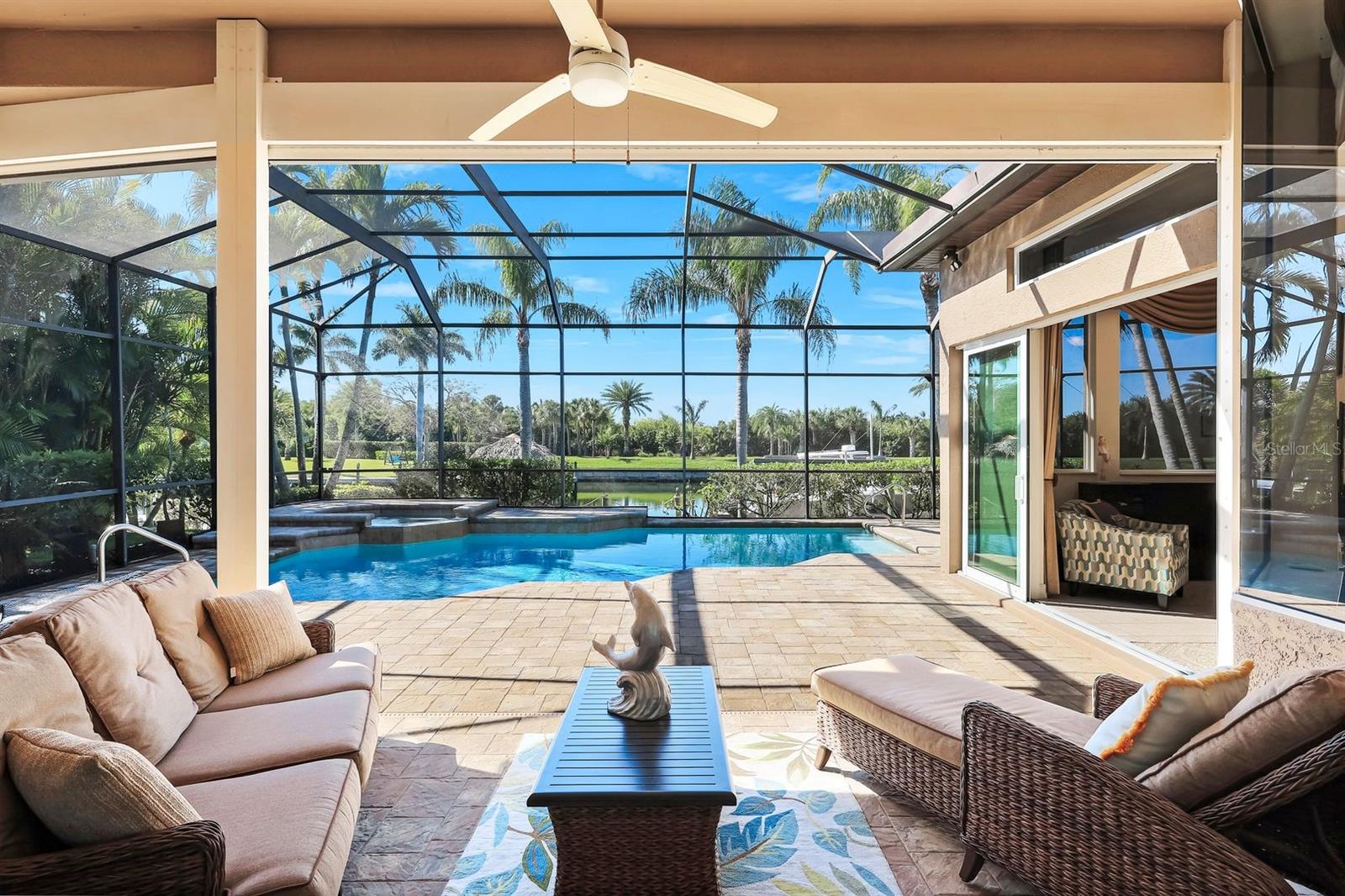 Image 36 of 55 For 2022 El Dorado Parkway W