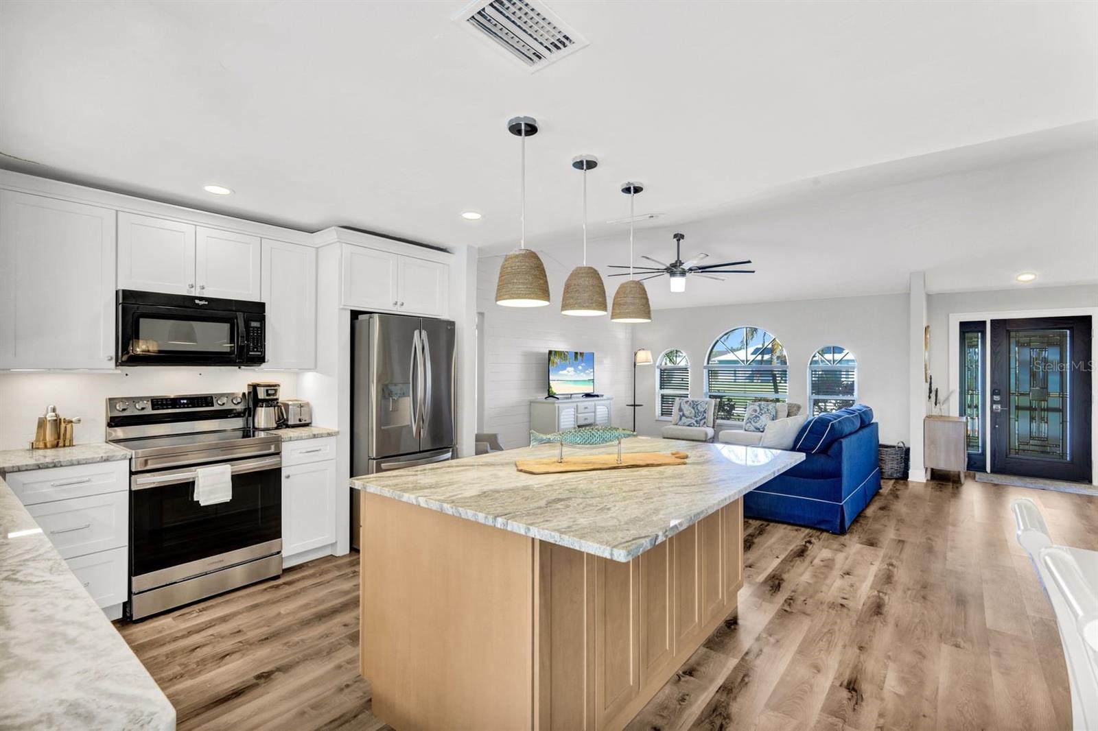 Image 14 of 35 For 2720 32nd Street