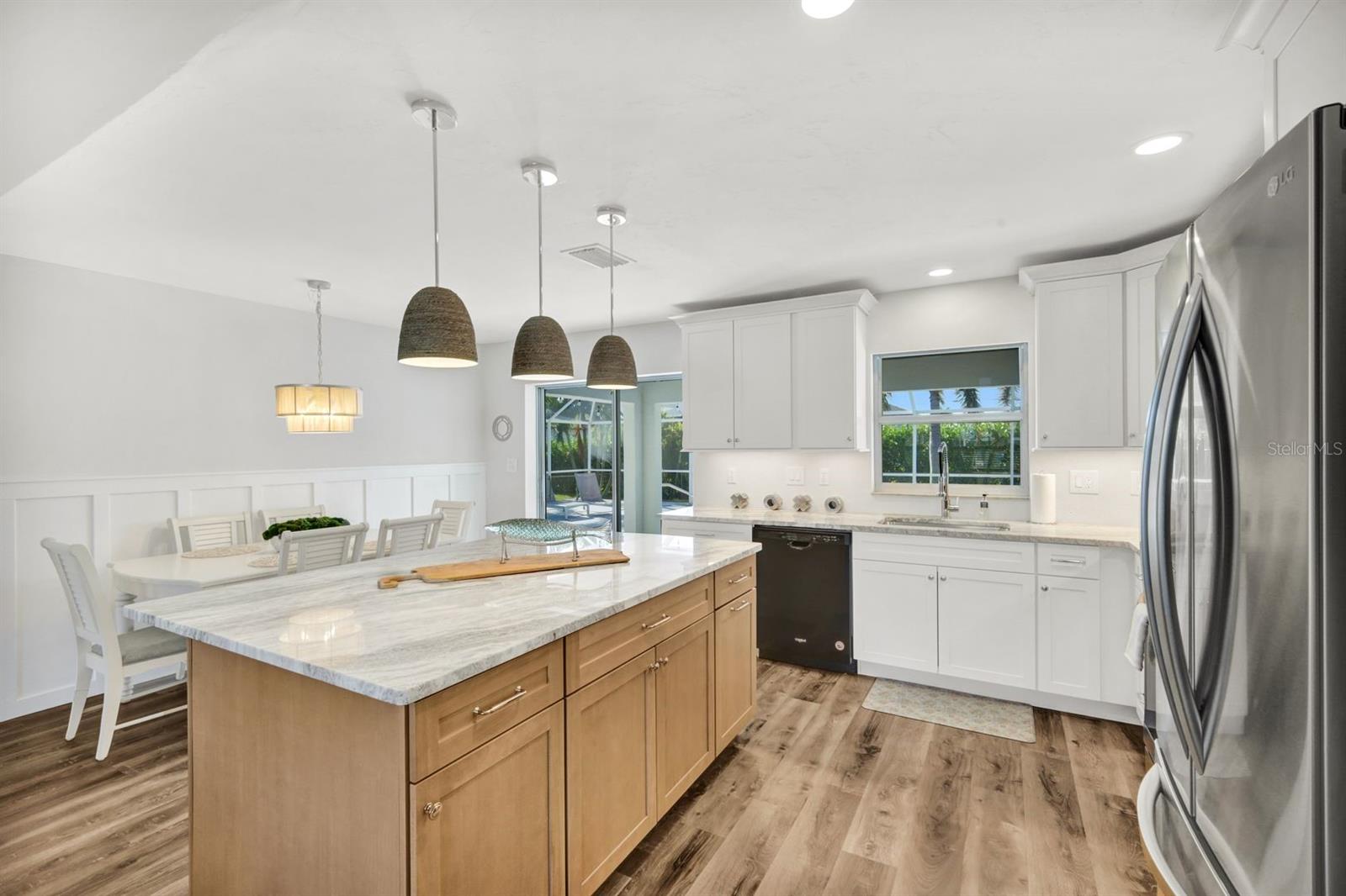 Image 17 of 35 For 2720 32nd Street