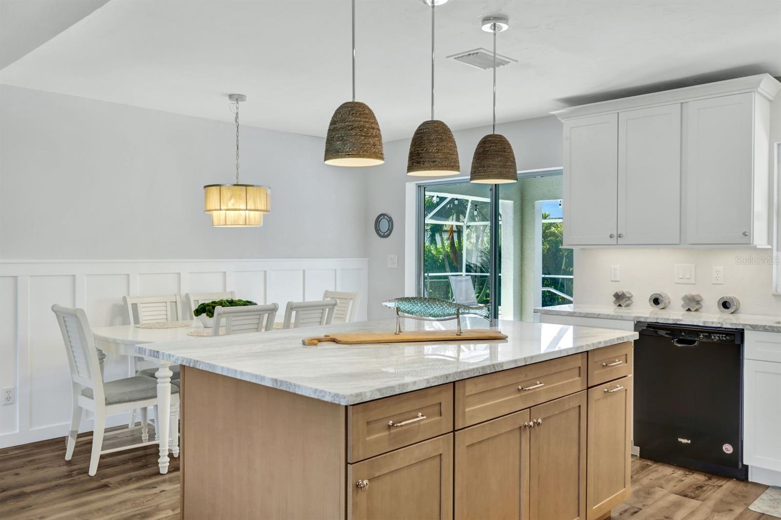 Image 19 of 35 For 2720 32nd Street