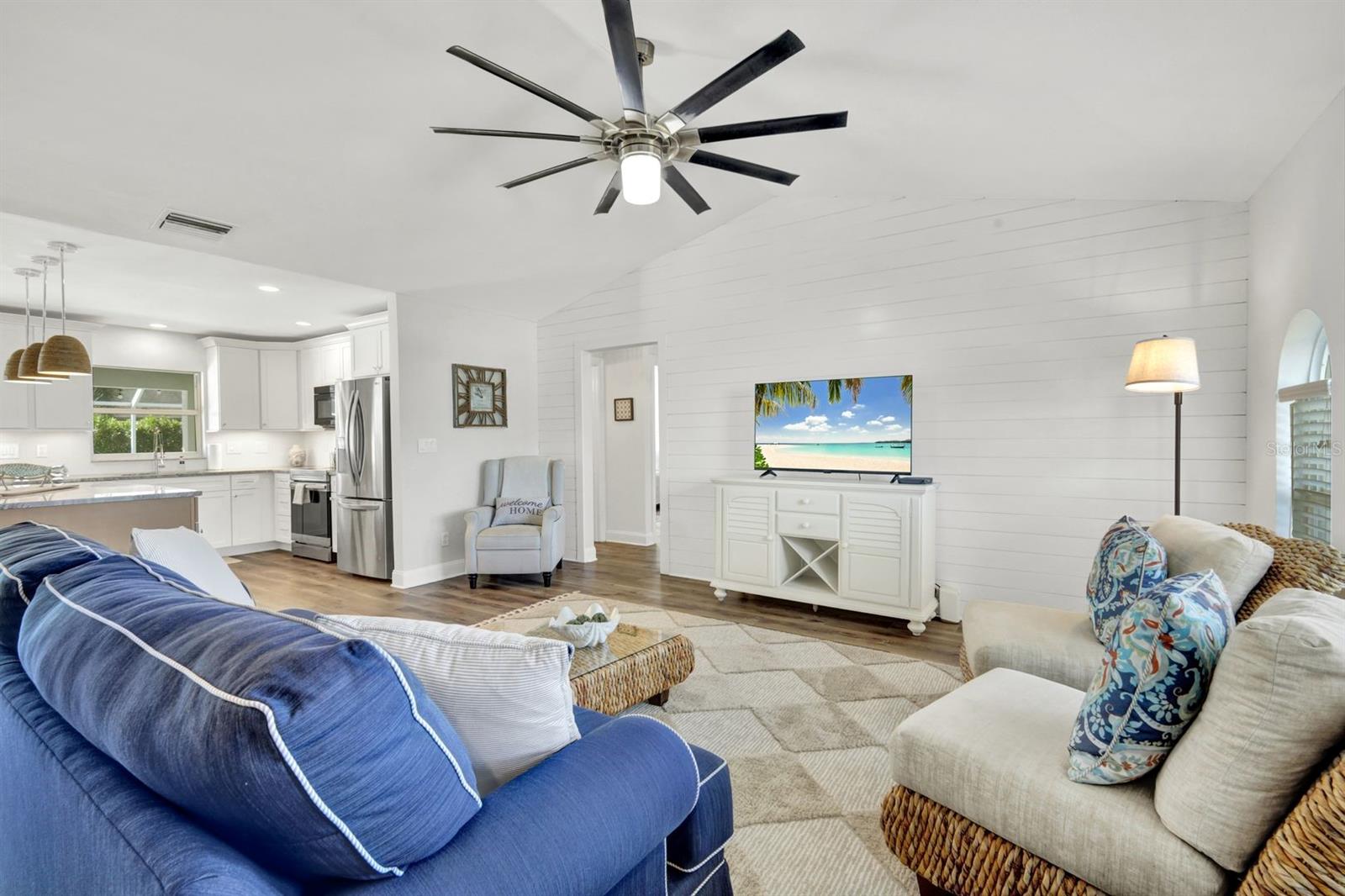 Image 6 of 35 For 2720 32nd Street