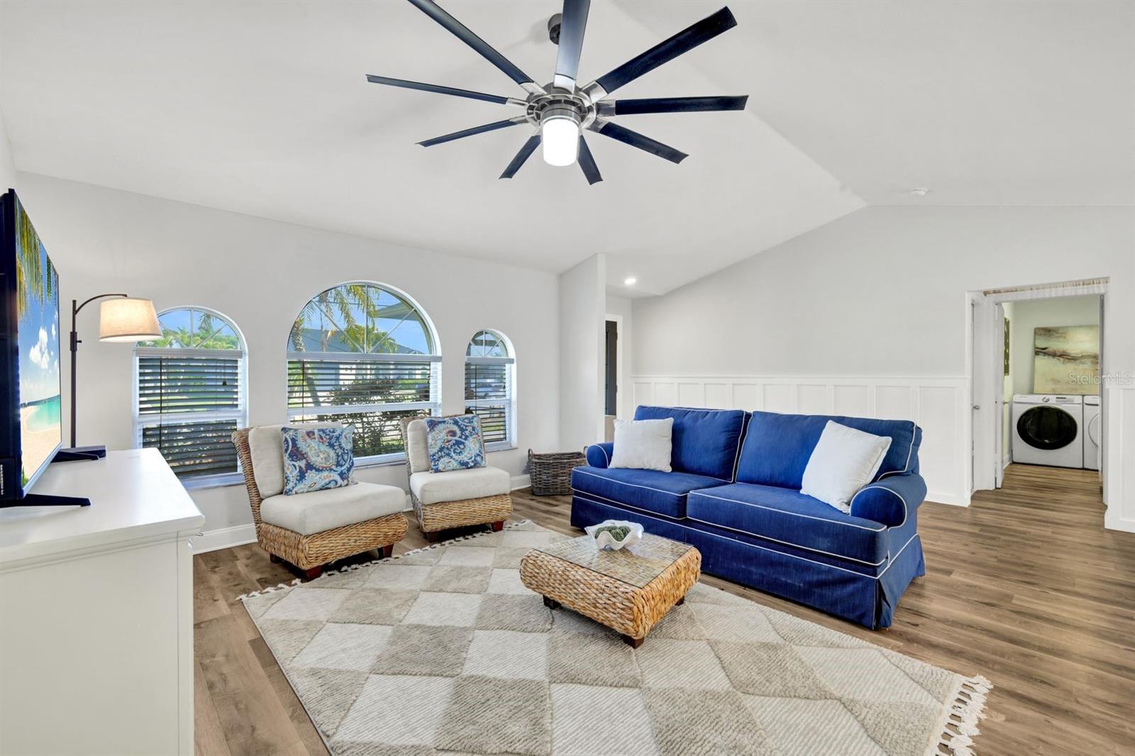 Image 7 of 35 For 2720 32nd Street