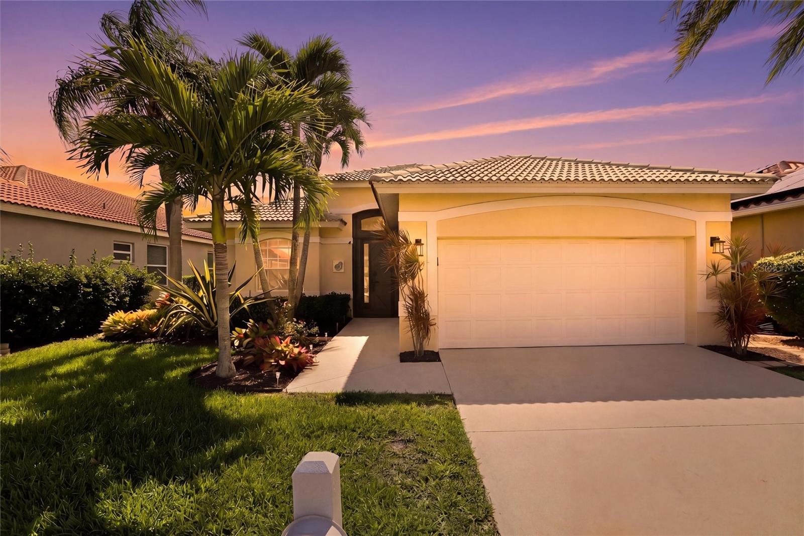 Details for 11198 Lakeland Circle, FORT MYERS, FL 33913
