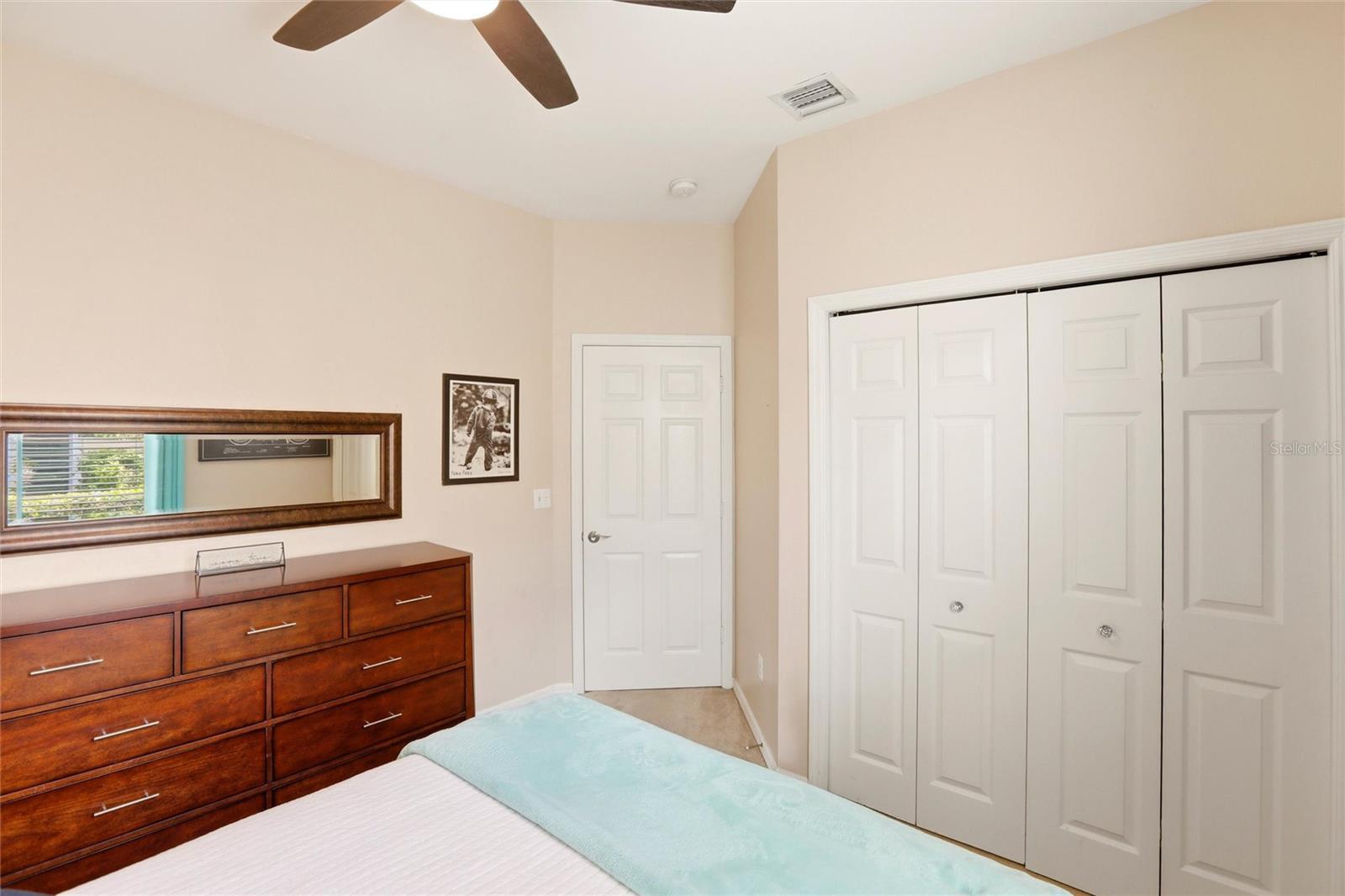 Image 31 of 50 For 11198 Lakeland Circle