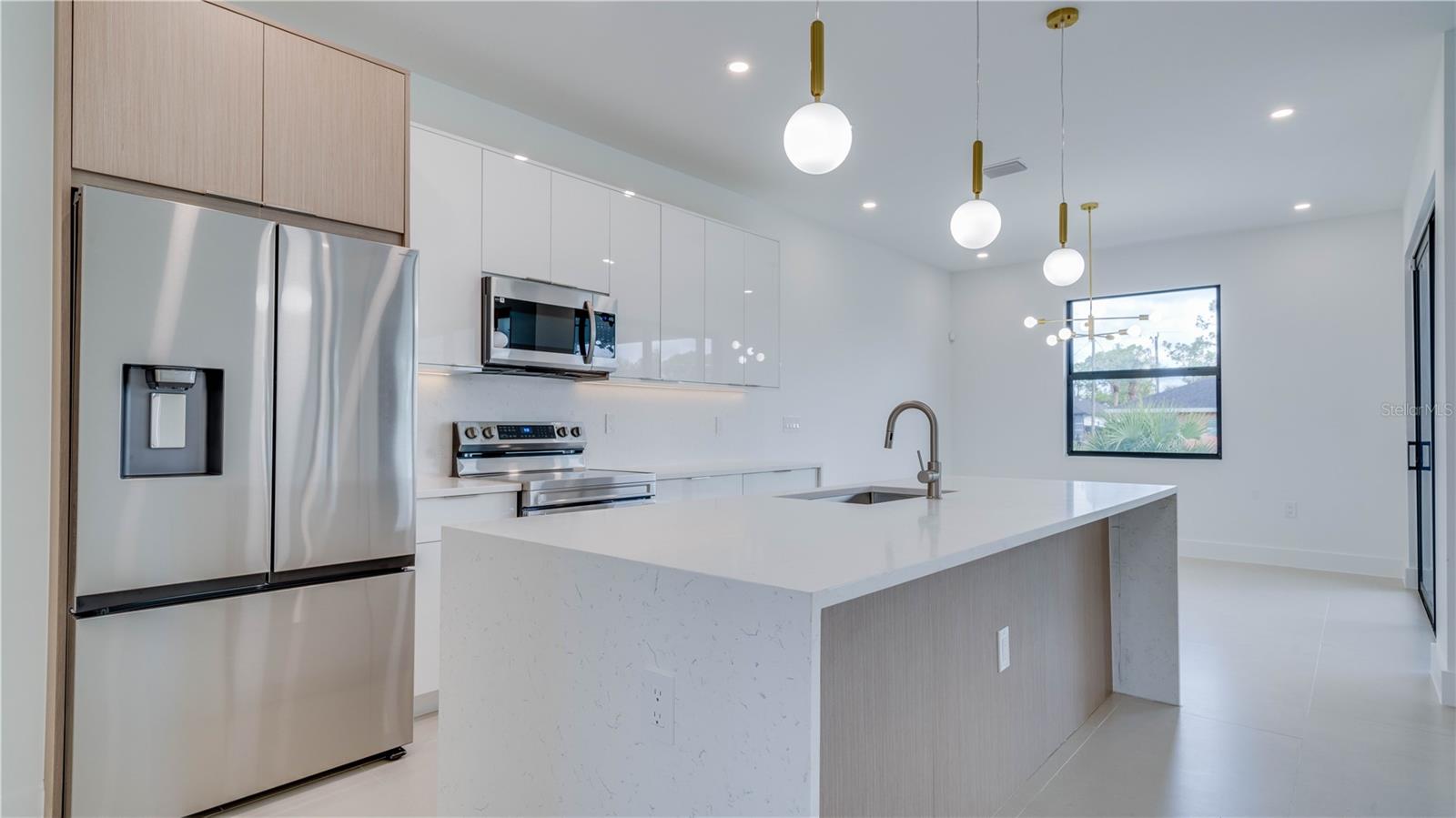 Image 12 of 49 For 3500 13th Street W