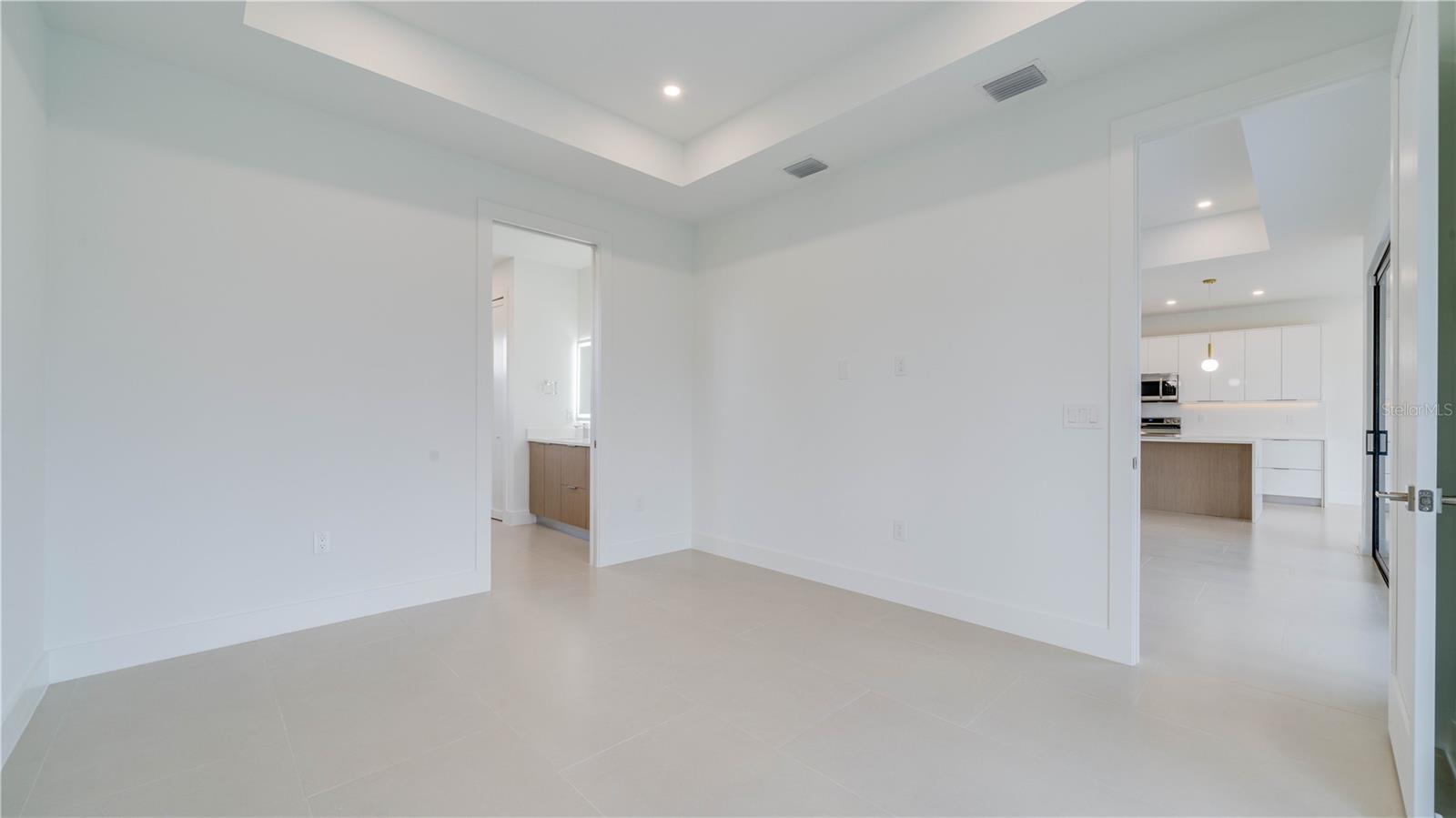 Image 21 of 49 For 3500 13th Street W