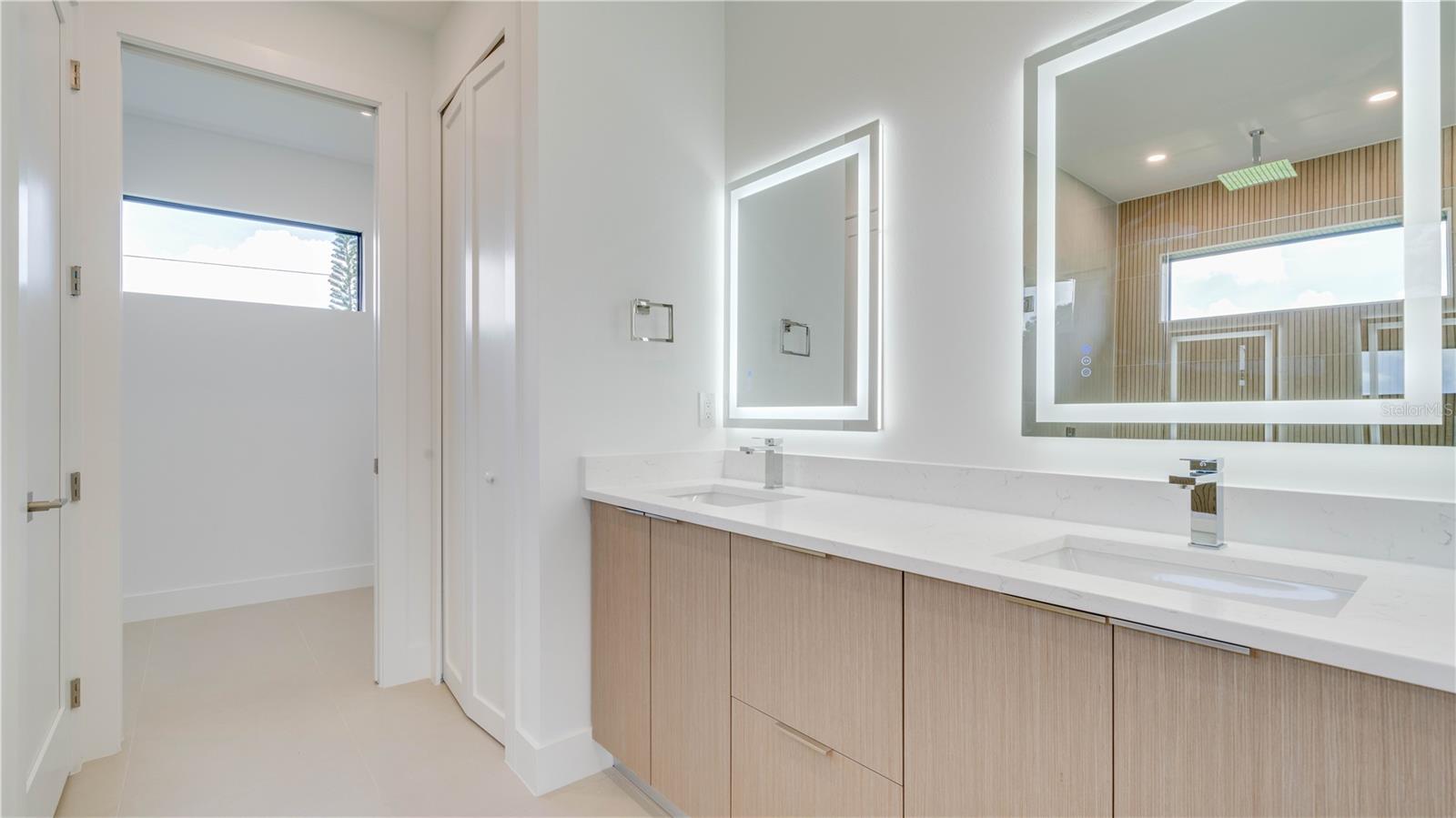 Image 22 of 49 For 3500 13th Street W