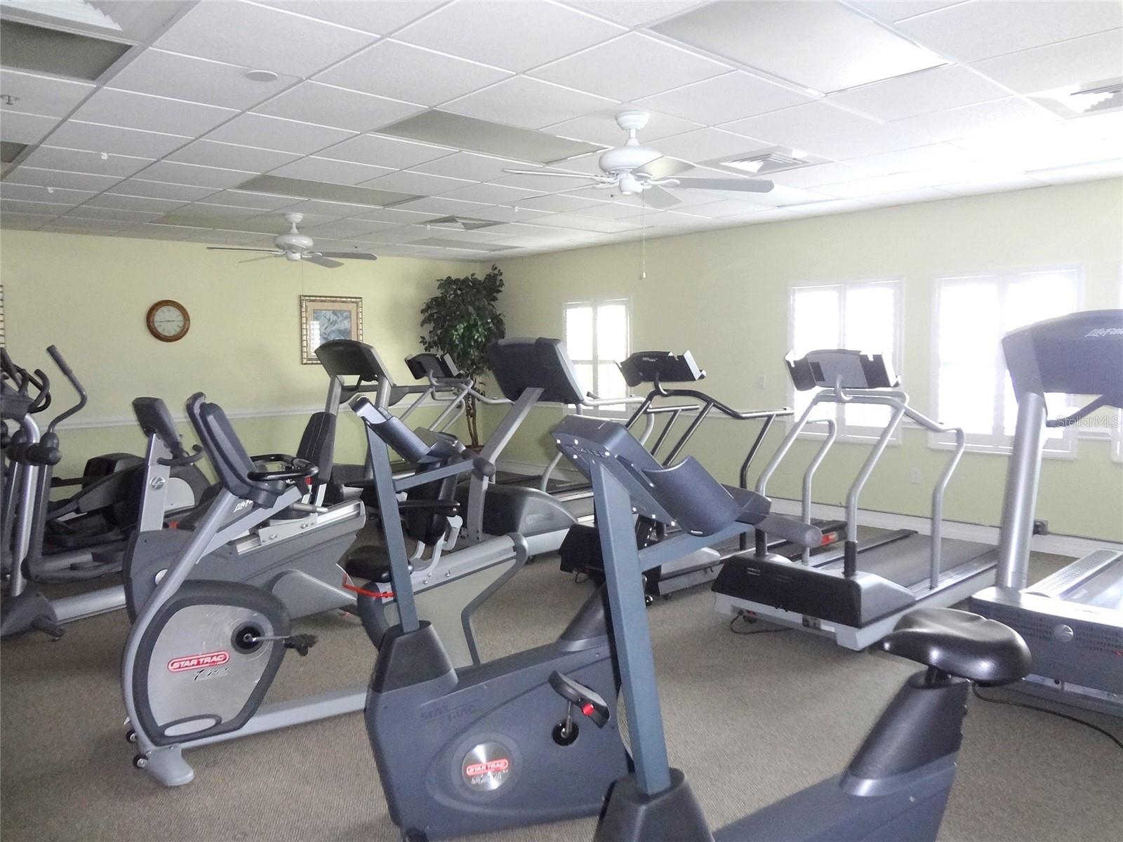 Image 17 of 29 For 1670 Royal Court