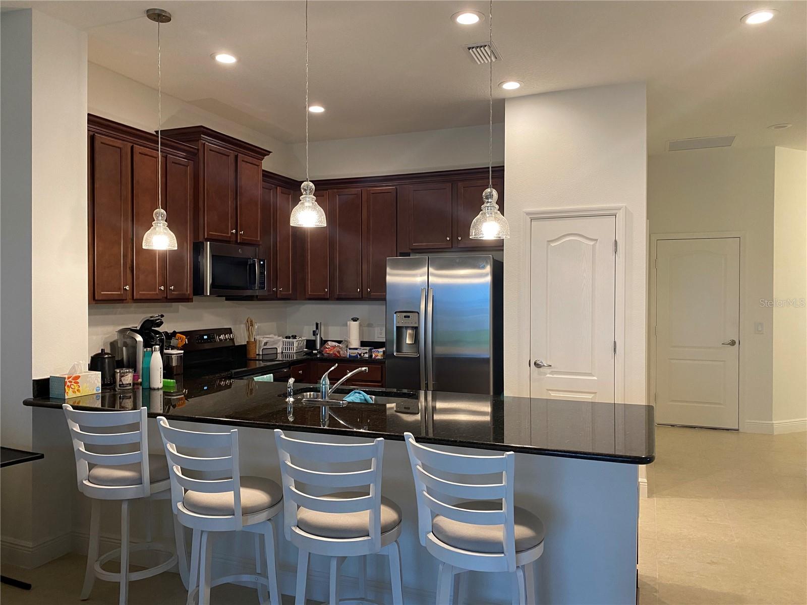 Image 5 of 29 For 1670 Royal Court