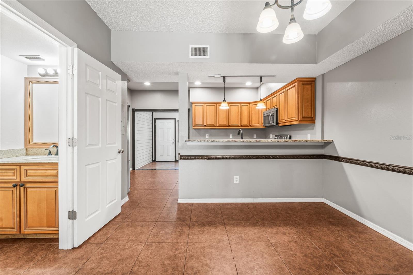 Image 14 of 66 For 312 Winchester Way