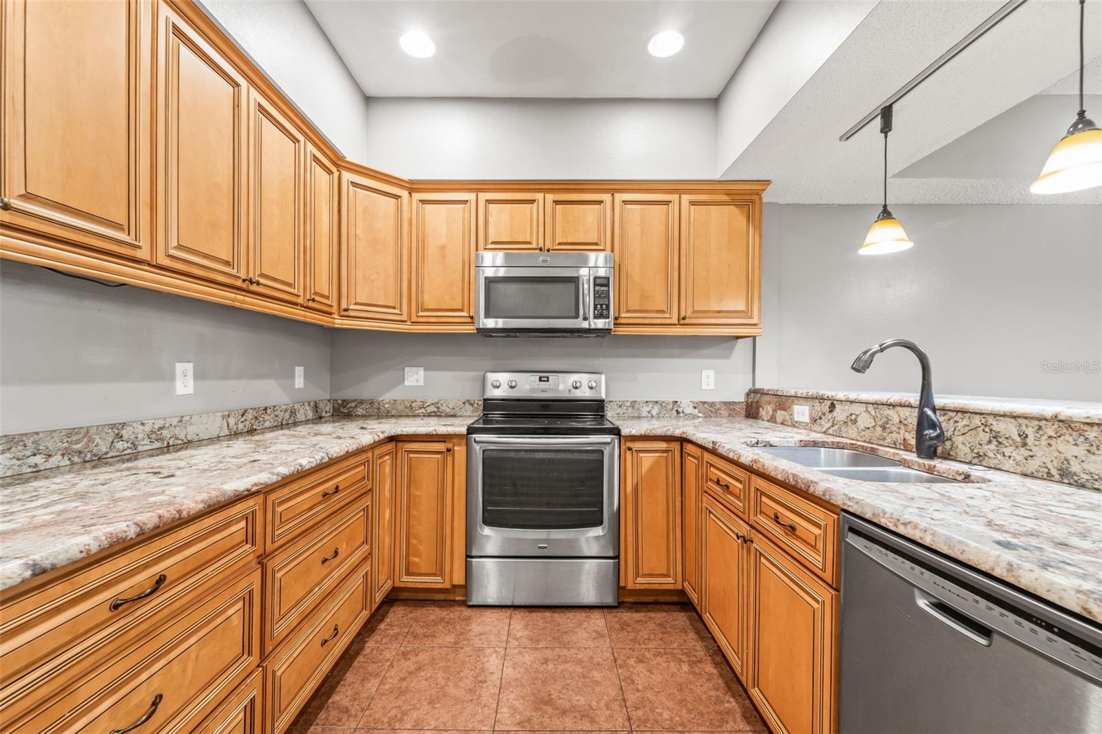 Image 9 of 66 For 312 Winchester Way