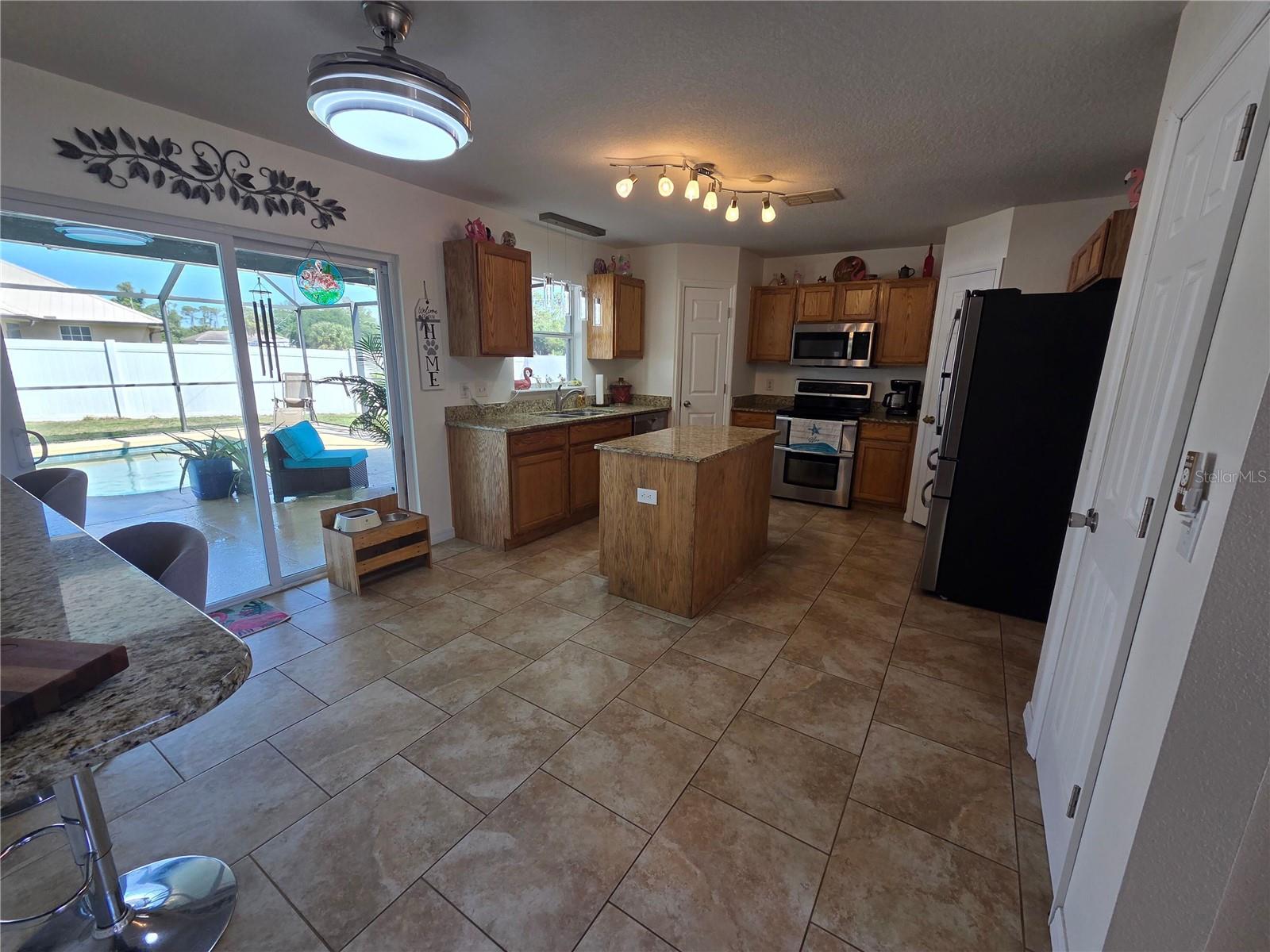 Image 13 of 32 For 1389 Timberhill Street