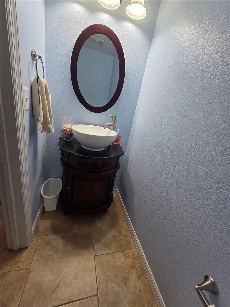 Image 16 of 32 For 1389 Timberhill Street