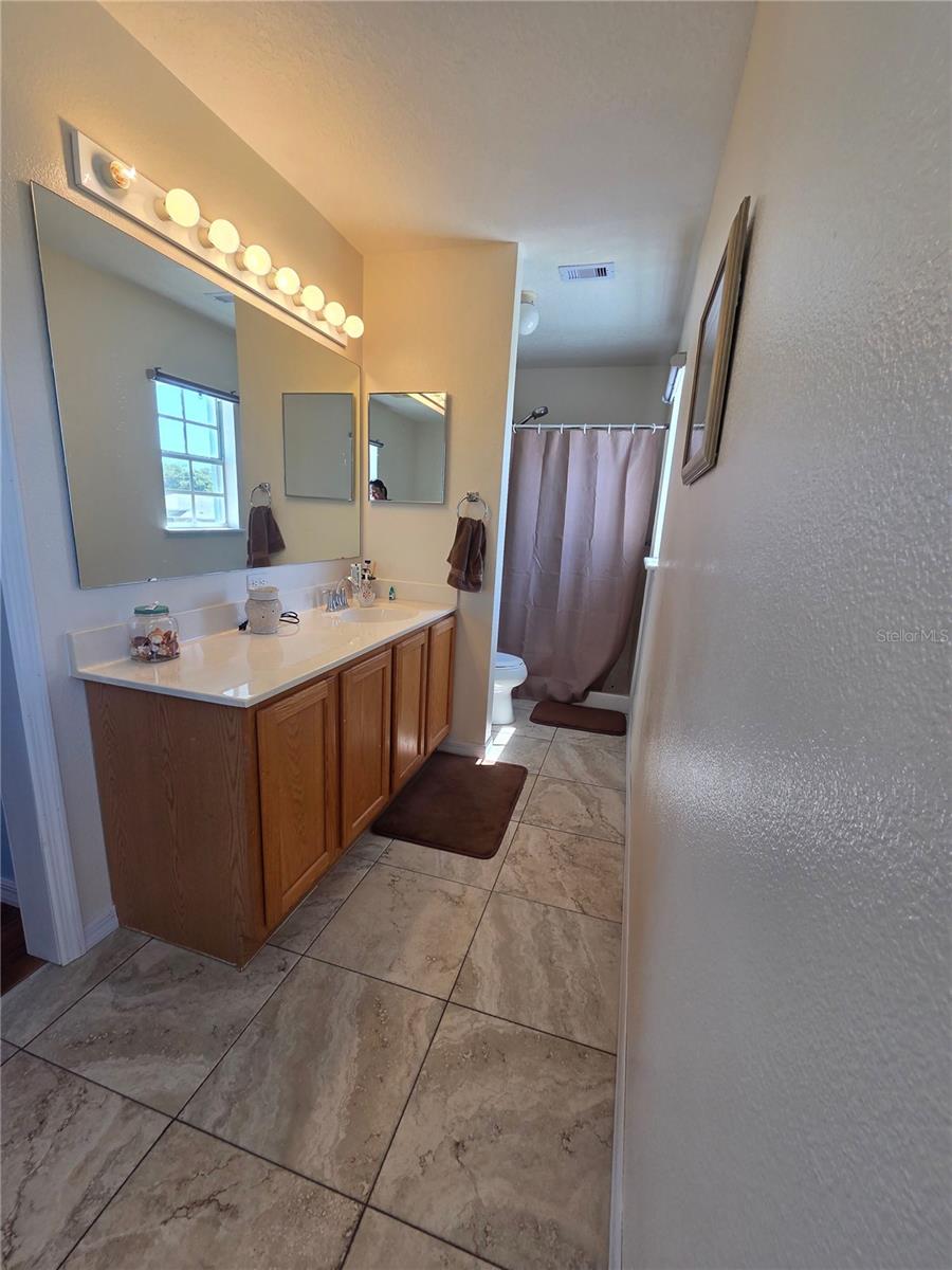 Image 22 of 32 For 1389 Timberhill Street