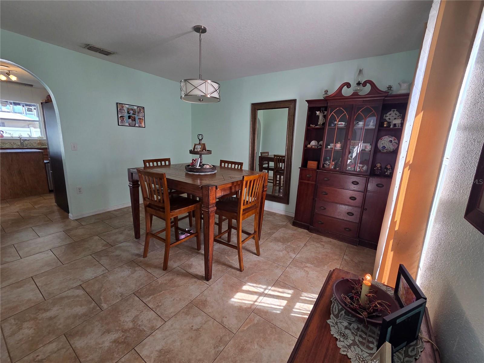 Image 7 of 32 For 1389 Timberhill Street