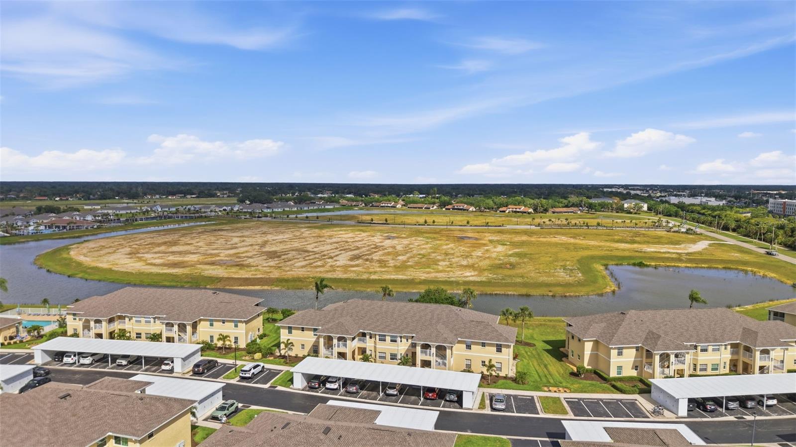 Image 24 of 29 For 5800 Sabal Trace Drive 401