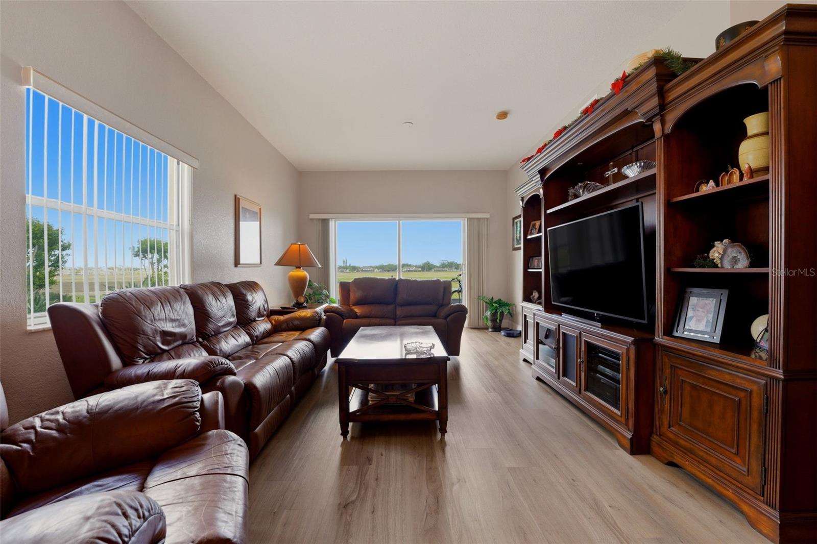 Image 7 of 29 For 5800 Sabal Trace Drive 401