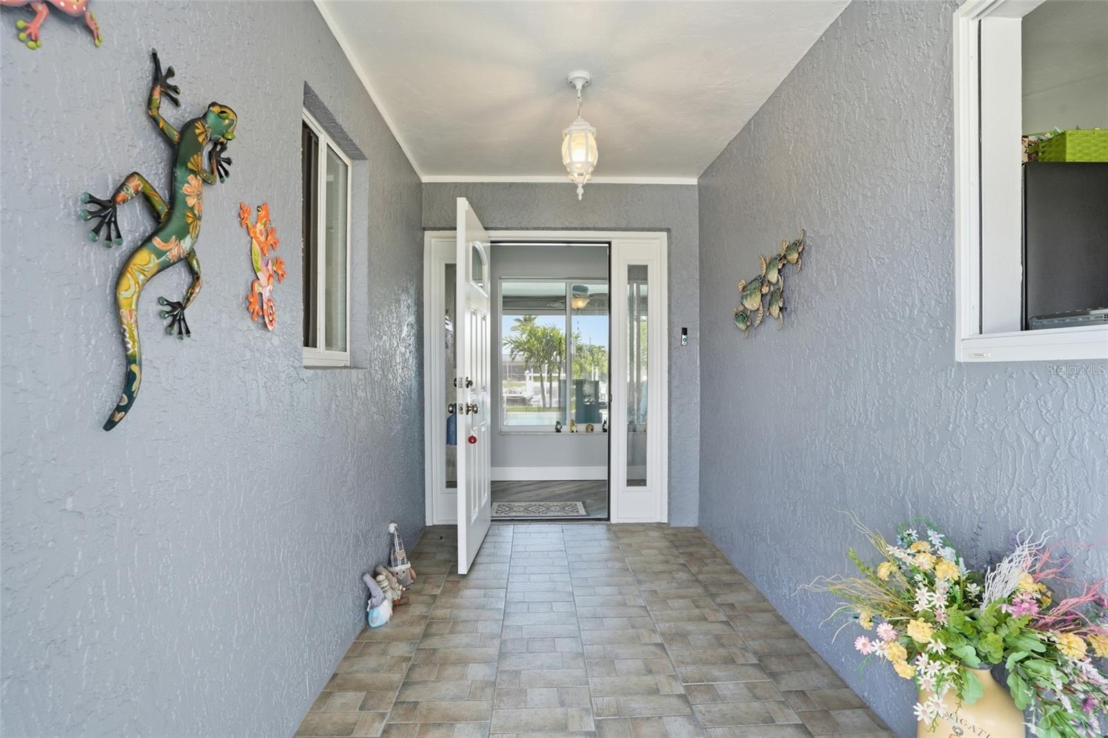 Image 6 of 36 For 300 Delido Court