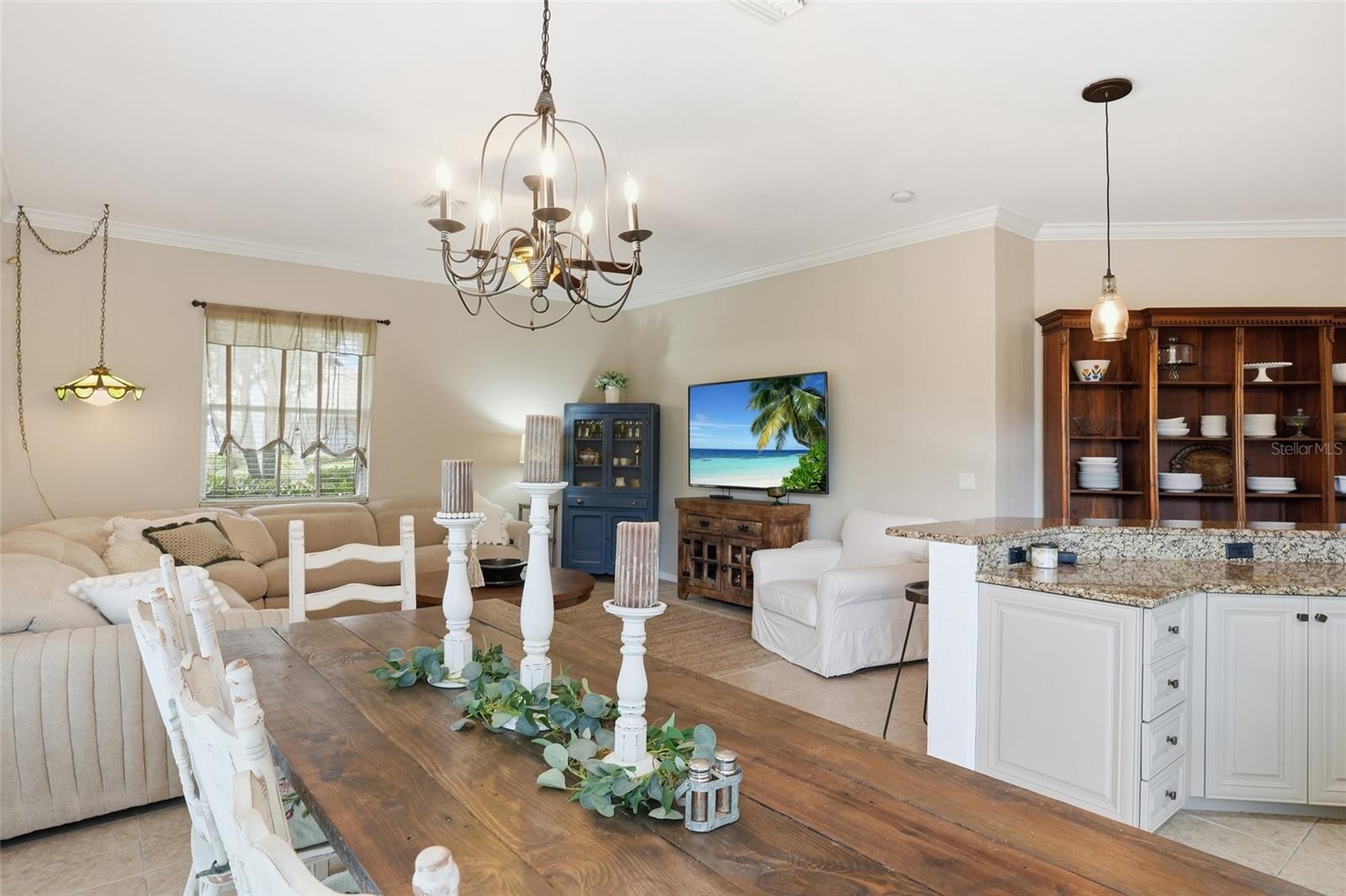 Image 16 of 47 For 12761 Dresden Court