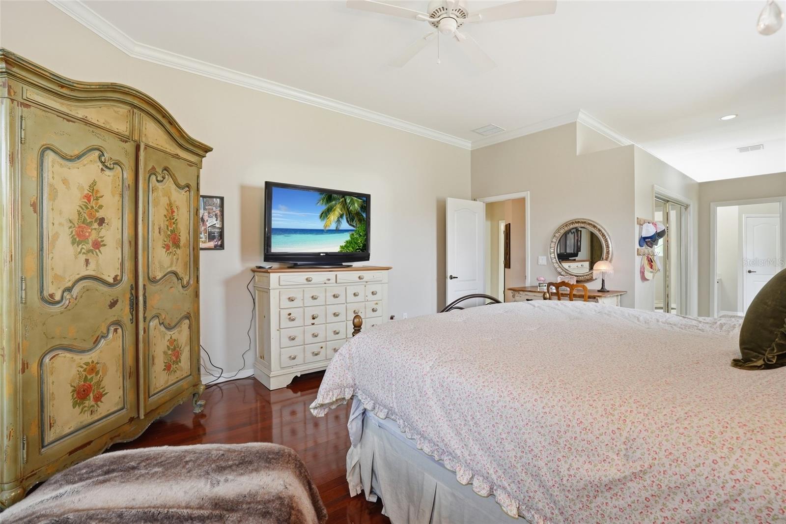 Image 25 of 47 For 12761 Dresden Court