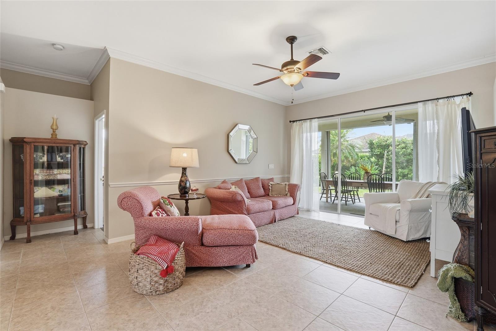 Image 9 of 47 For 12761 Dresden Court