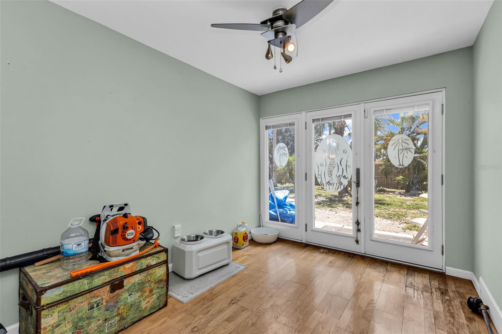 Image 14 of 47 For 22289 Olean Boulevard