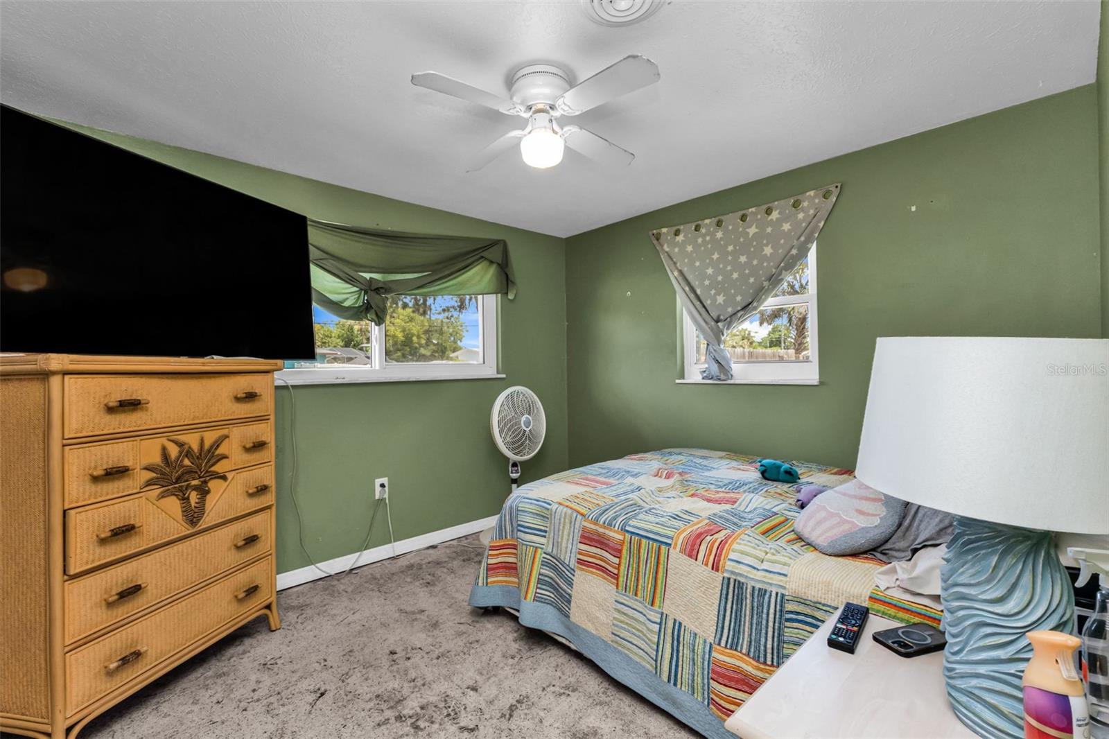 Image 23 of 47 For 22289 Olean Boulevard