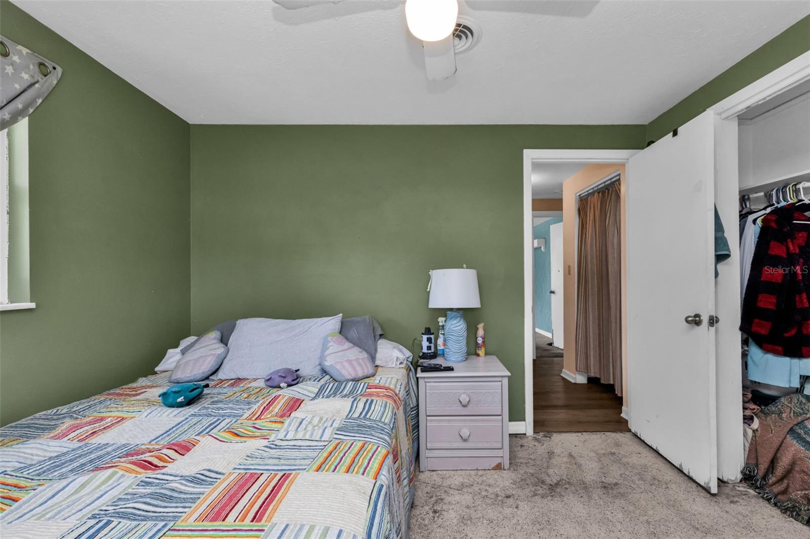 Image 24 of 47 For 22289 Olean Boulevard