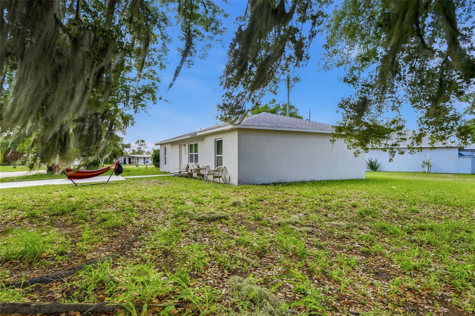 Image 25 of 33 For 409 Bridle Path