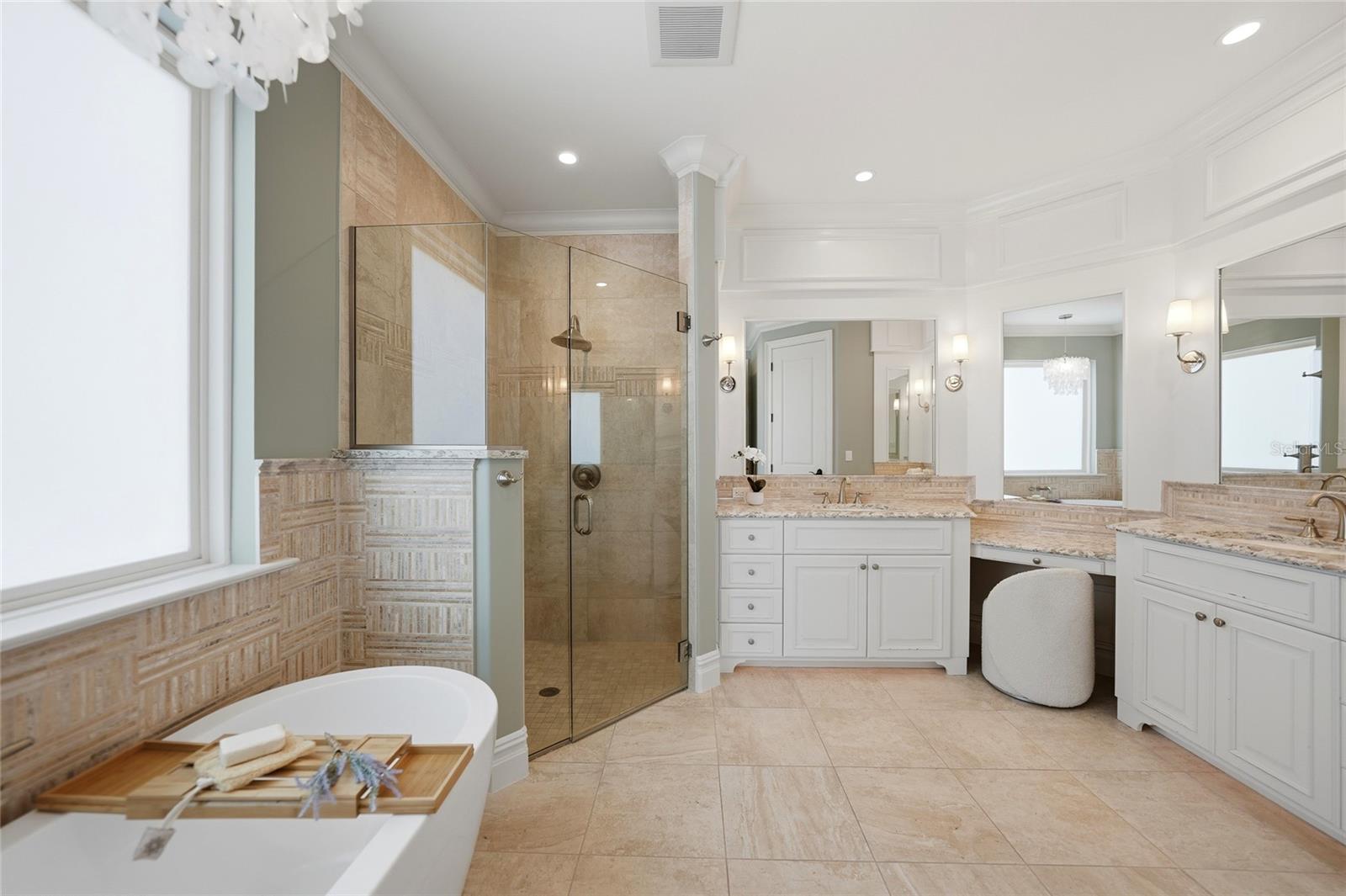 Image 24 of 52 For 849 Napoli Lane