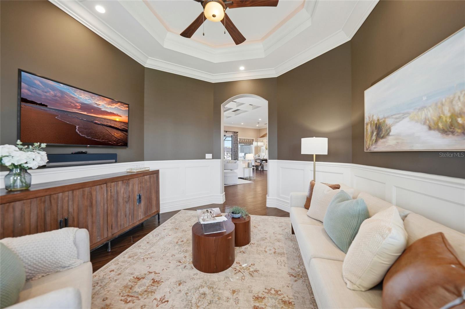 Image 31 of 52 For 849 Napoli Lane