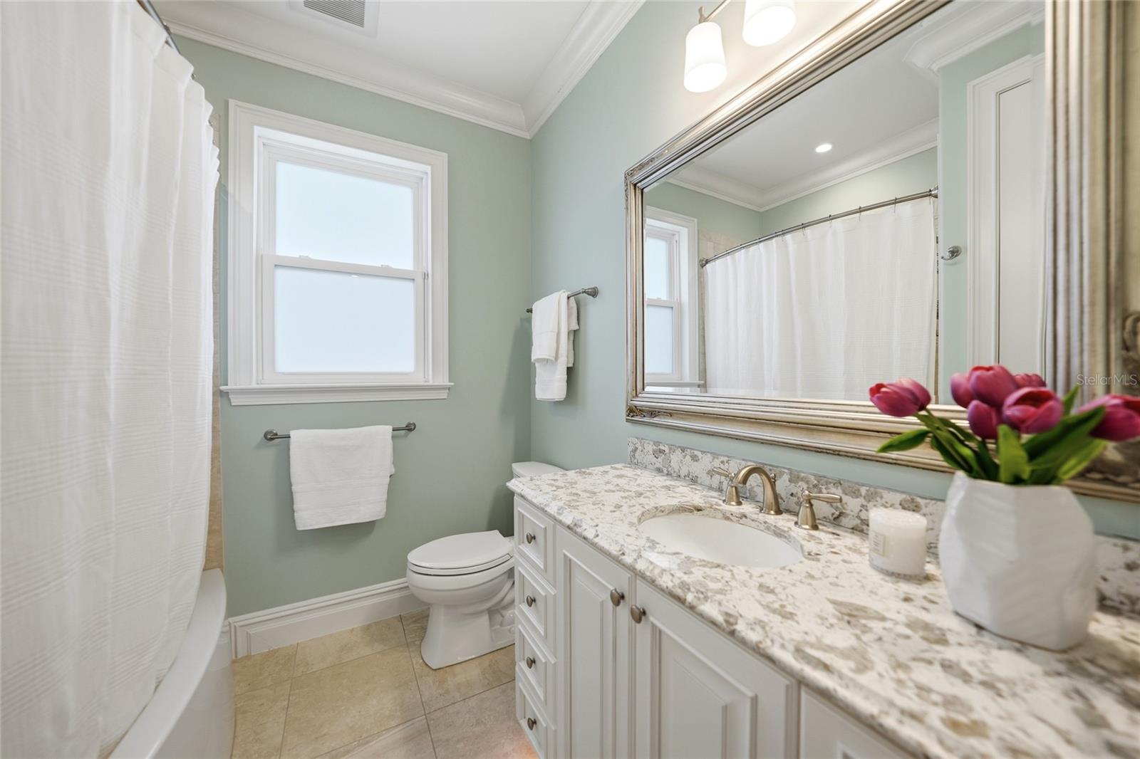 Image 37 of 52 For 849 Napoli Lane