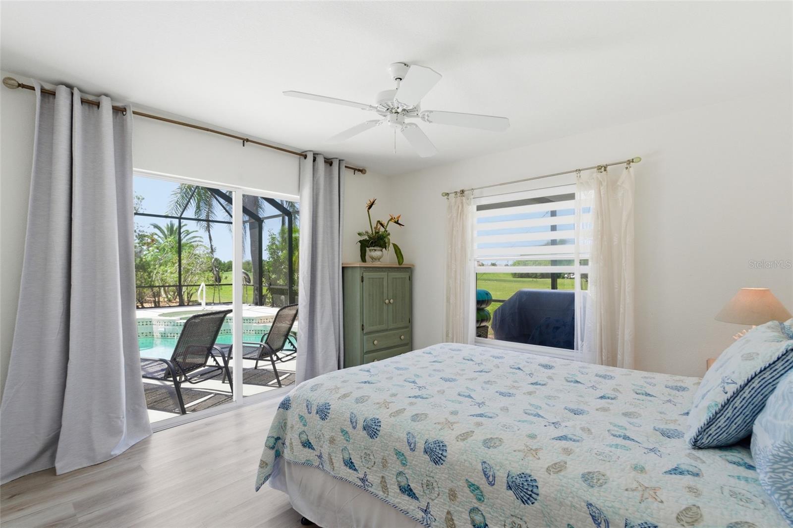 Image 24 of 34 For 974 Rotonda Circle