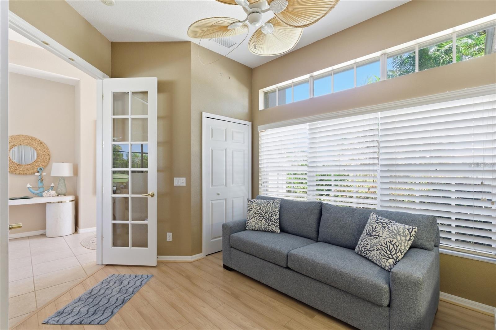 Image 28 of 34 For 974 Rotonda Circle