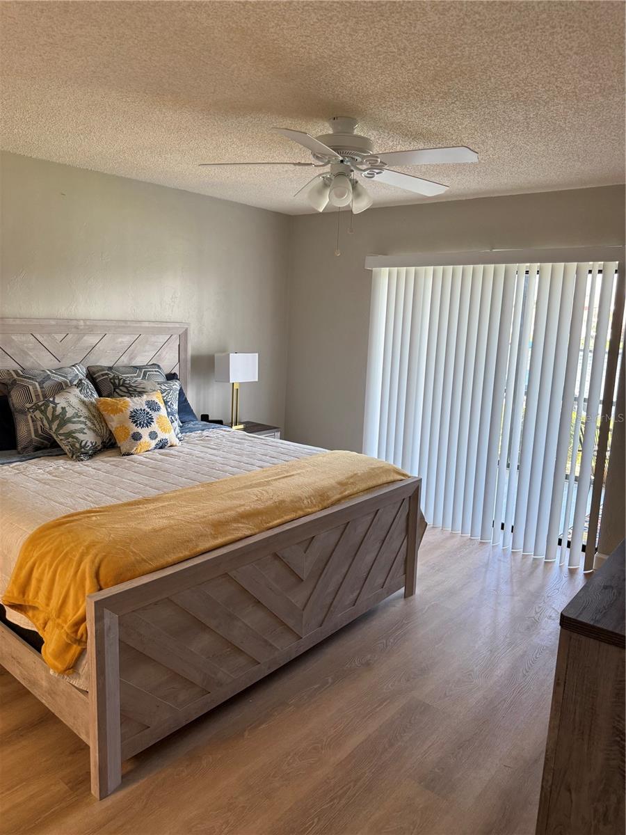 Image 12 of 25 For 4711 Santa Barbara Boulevard 1