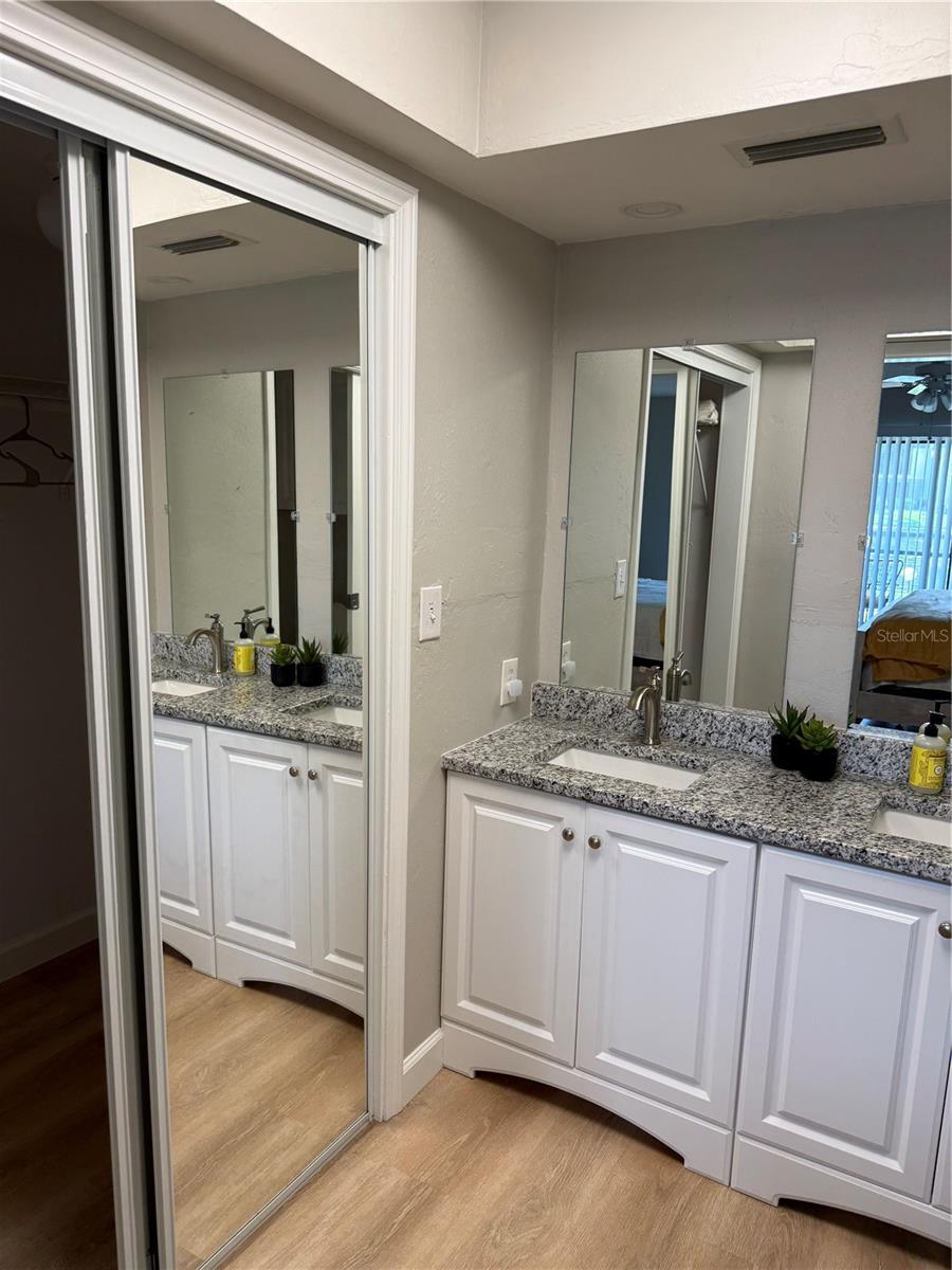 Image 16 of 25 For 4711 Santa Barbara Boulevard 1