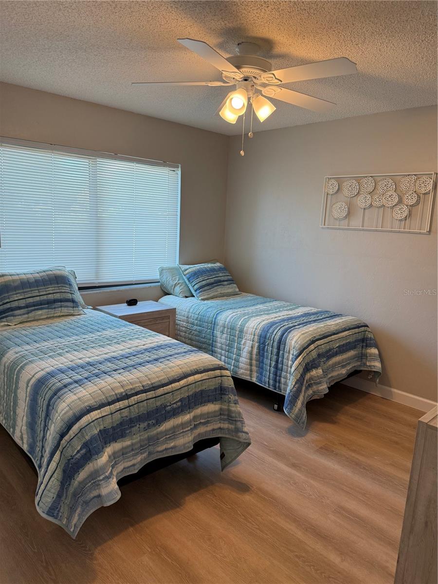 Image 19 of 25 For 4711 Santa Barbara Boulevard 1