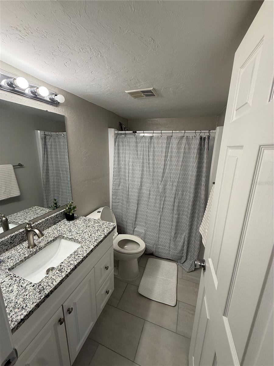 Image 22 of 25 For 4711 Santa Barbara Boulevard 1