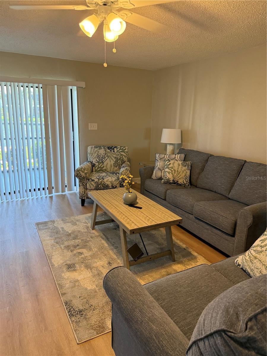 Image 6 of 25 For 4711 Santa Barbara Boulevard 1